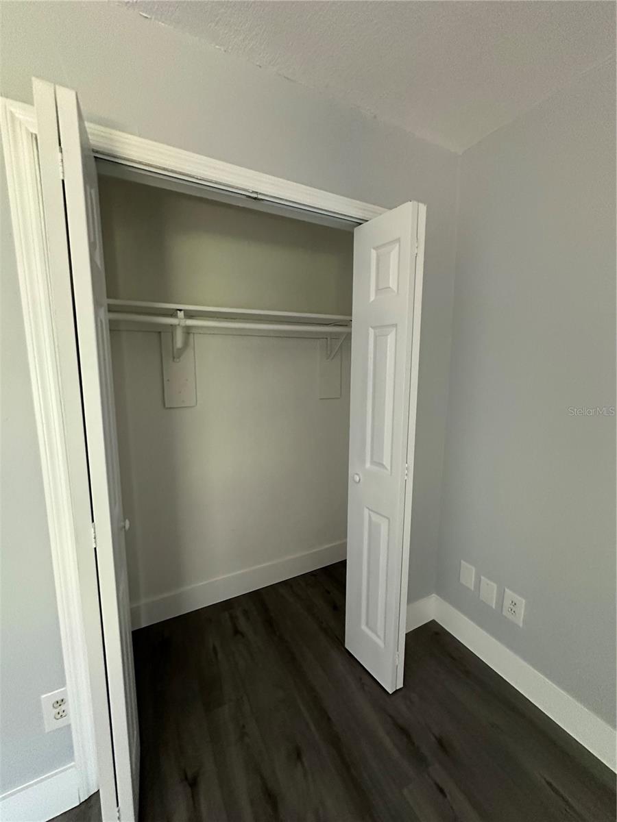 Image 14 of 31 For 3915 Anthony Lane