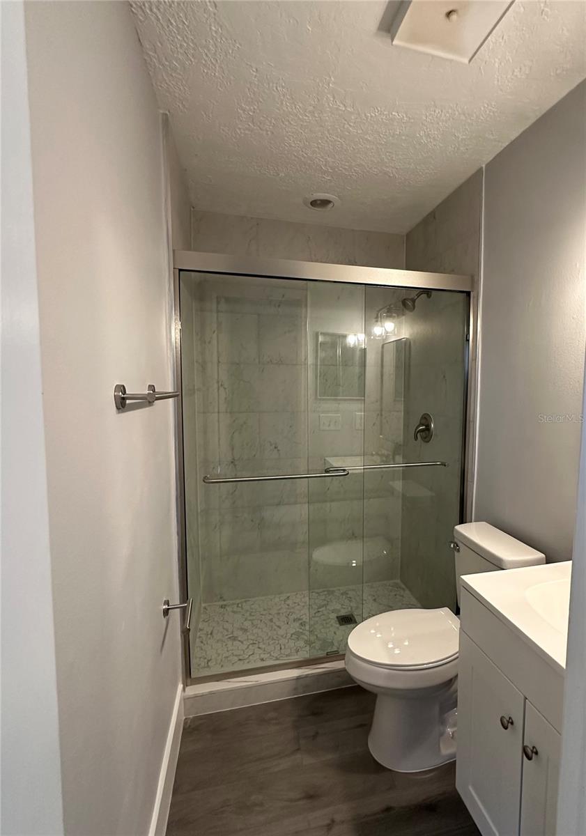 Image 15 of 31 For 3915 Anthony Lane