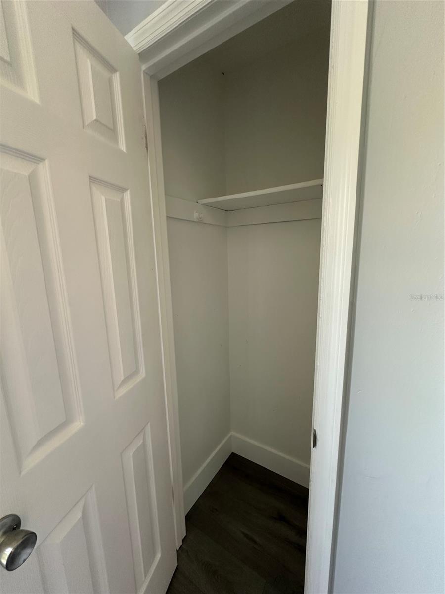 Image 20 of 31 For 3915 Anthony Lane