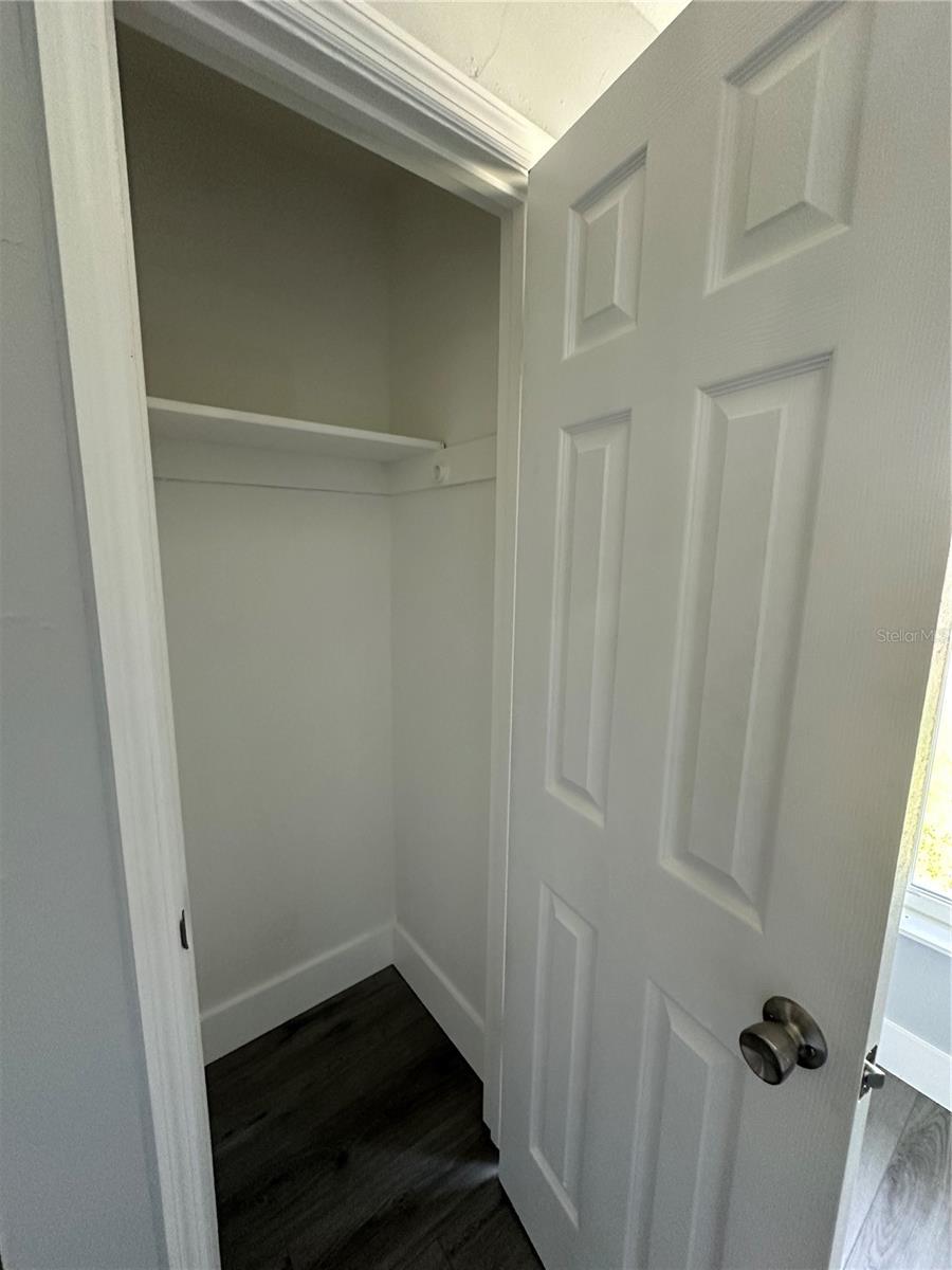 Image 24 of 31 For 3915 Anthony Lane