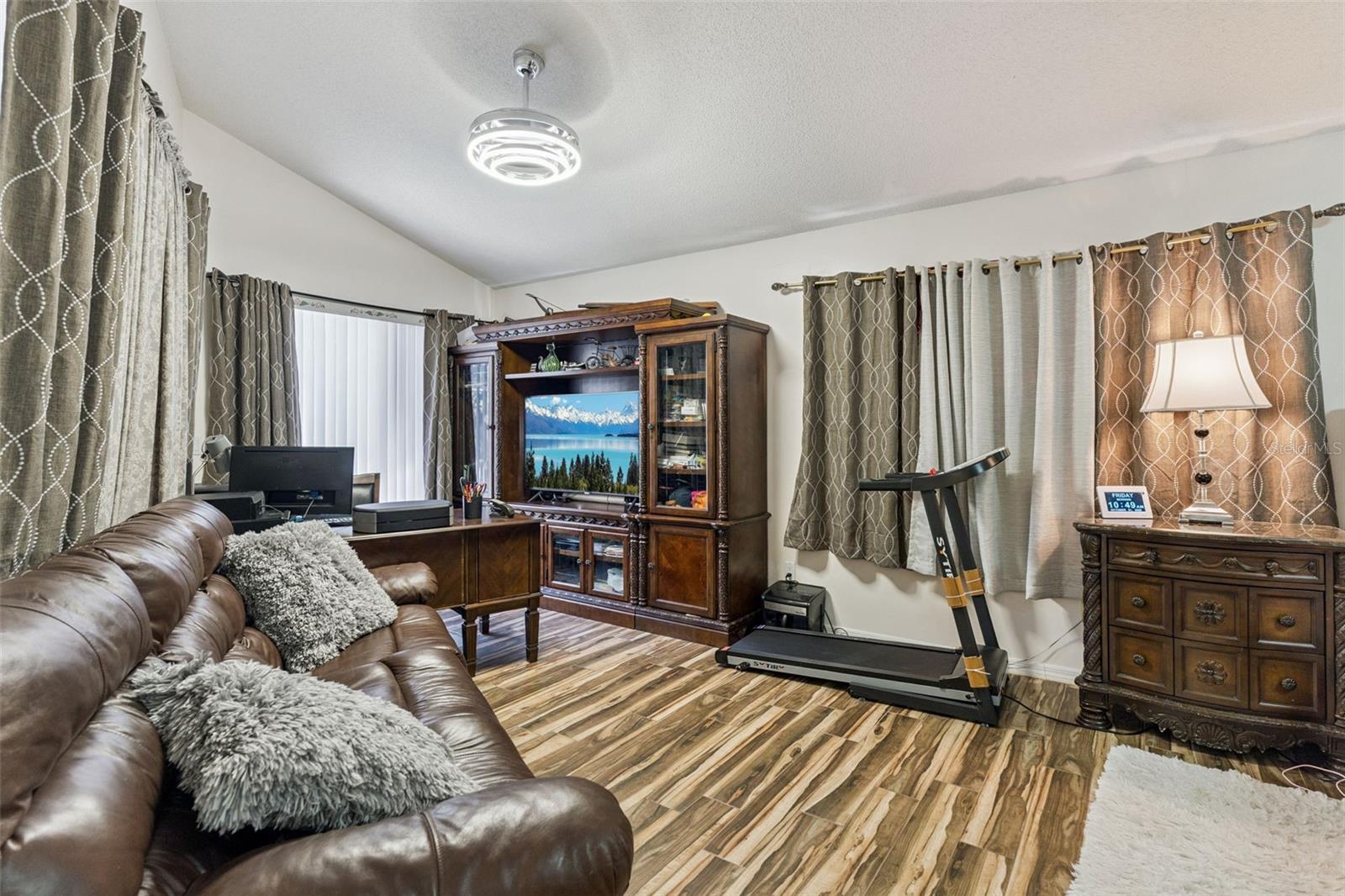 Image 24 of 38 For 30 Covington Lane