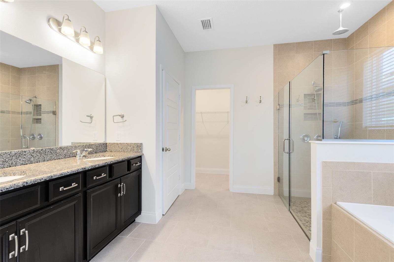 Image 11 of 41 For 682 Anna Ridge Road