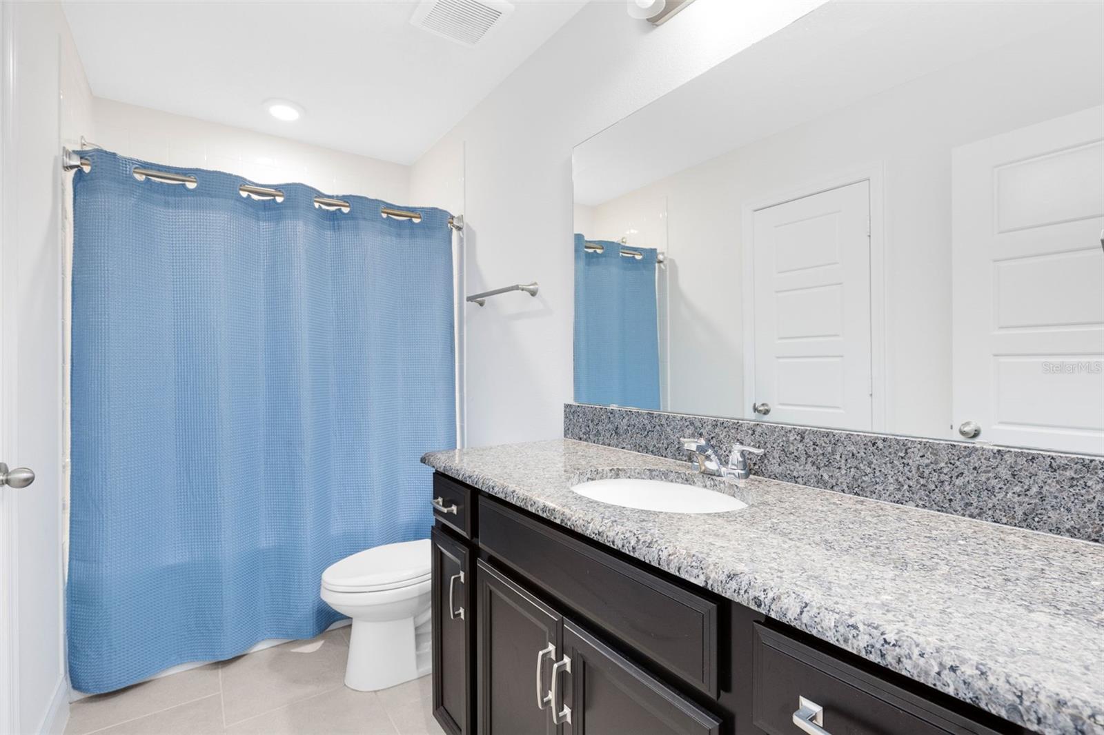 Image 17 of 41 For 682 Anna Ridge Road