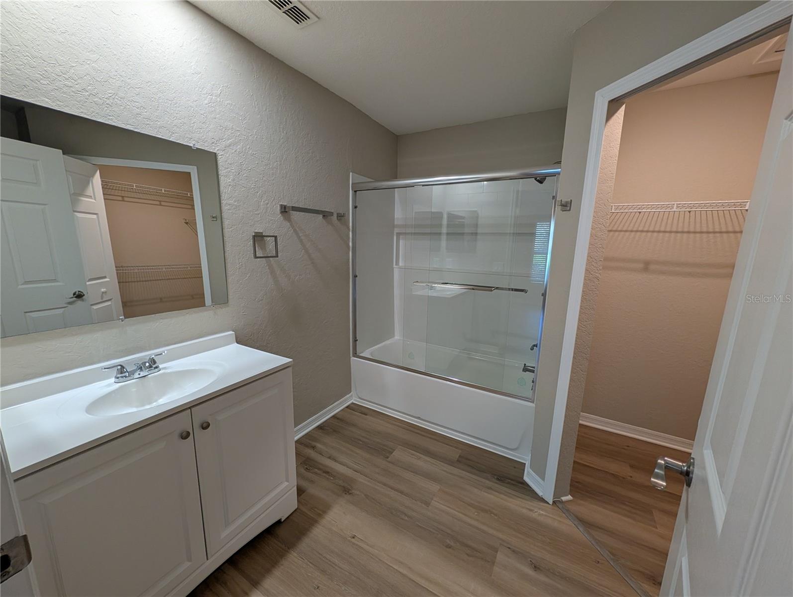 Image 15 of 30 For 6408 Raleigh Street 2412