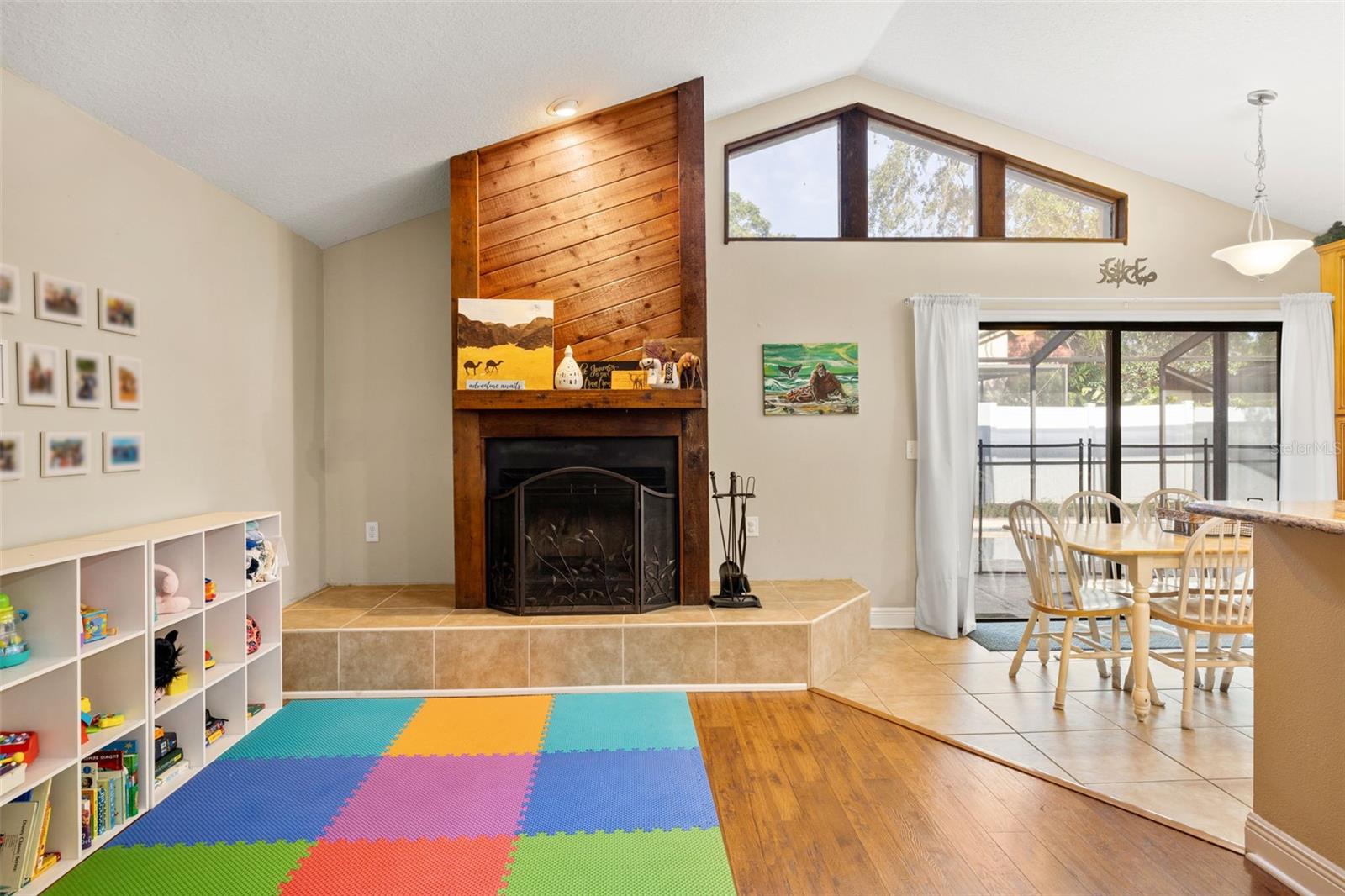 Image 19 of 31 For 12803 Rain Forest Street