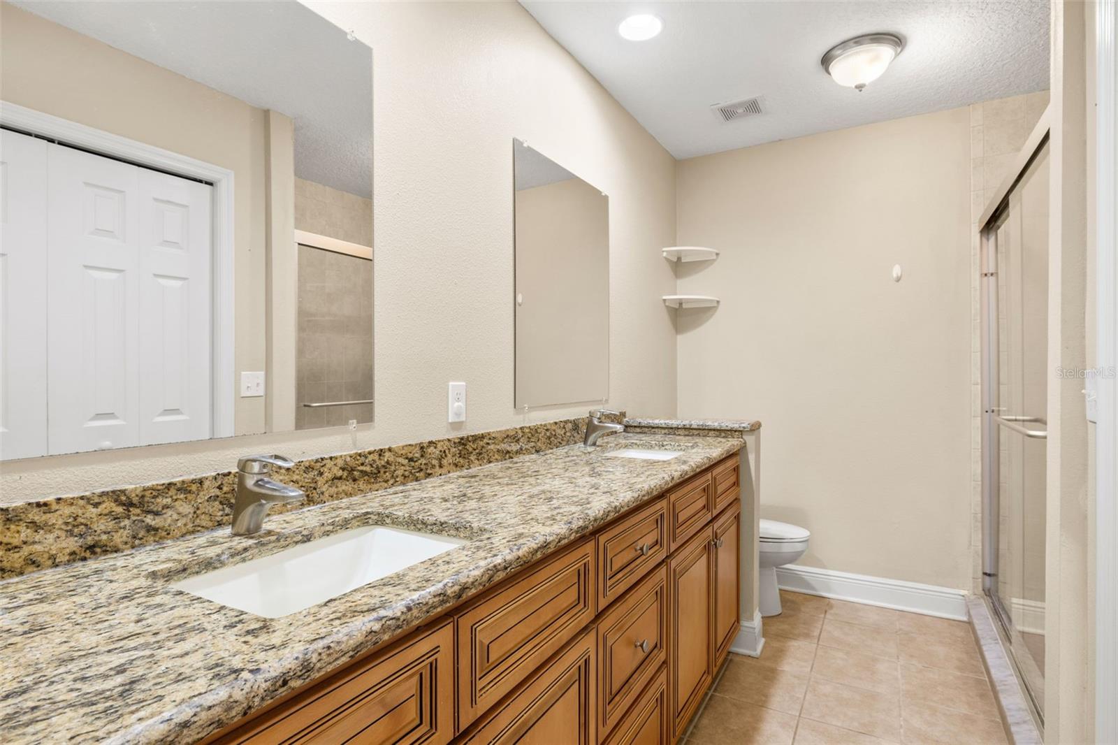 Image 23 of 31 For 12803 Rain Forest Street