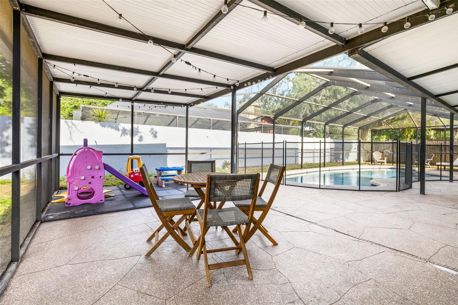 Image 6 of 31 For 12803 Rain Forest Street