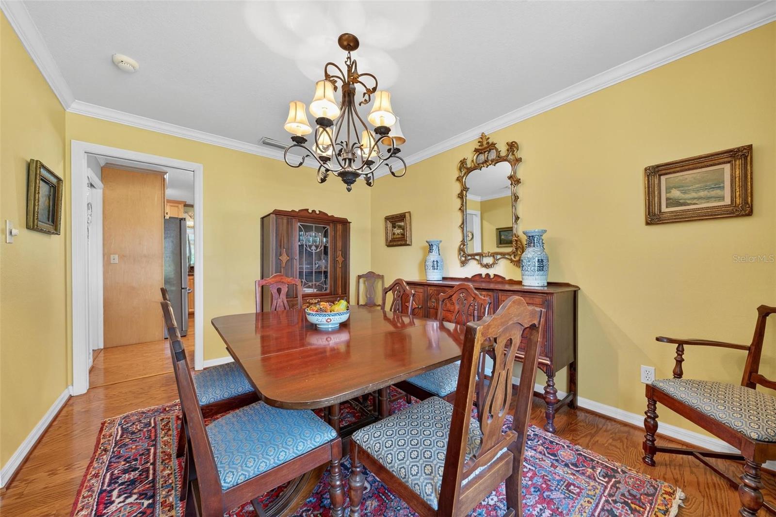 Image 29 of 79 For 1053 Sweetbriar Road