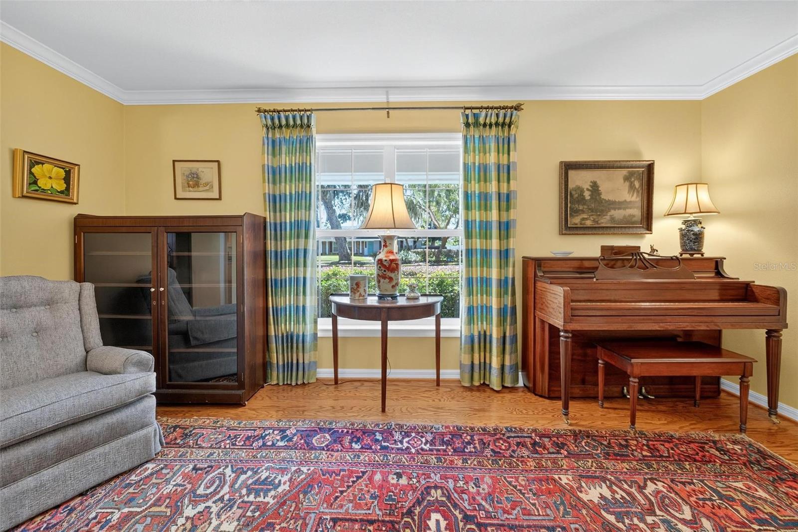 Image 31 of 79 For 1053 Sweetbriar Road