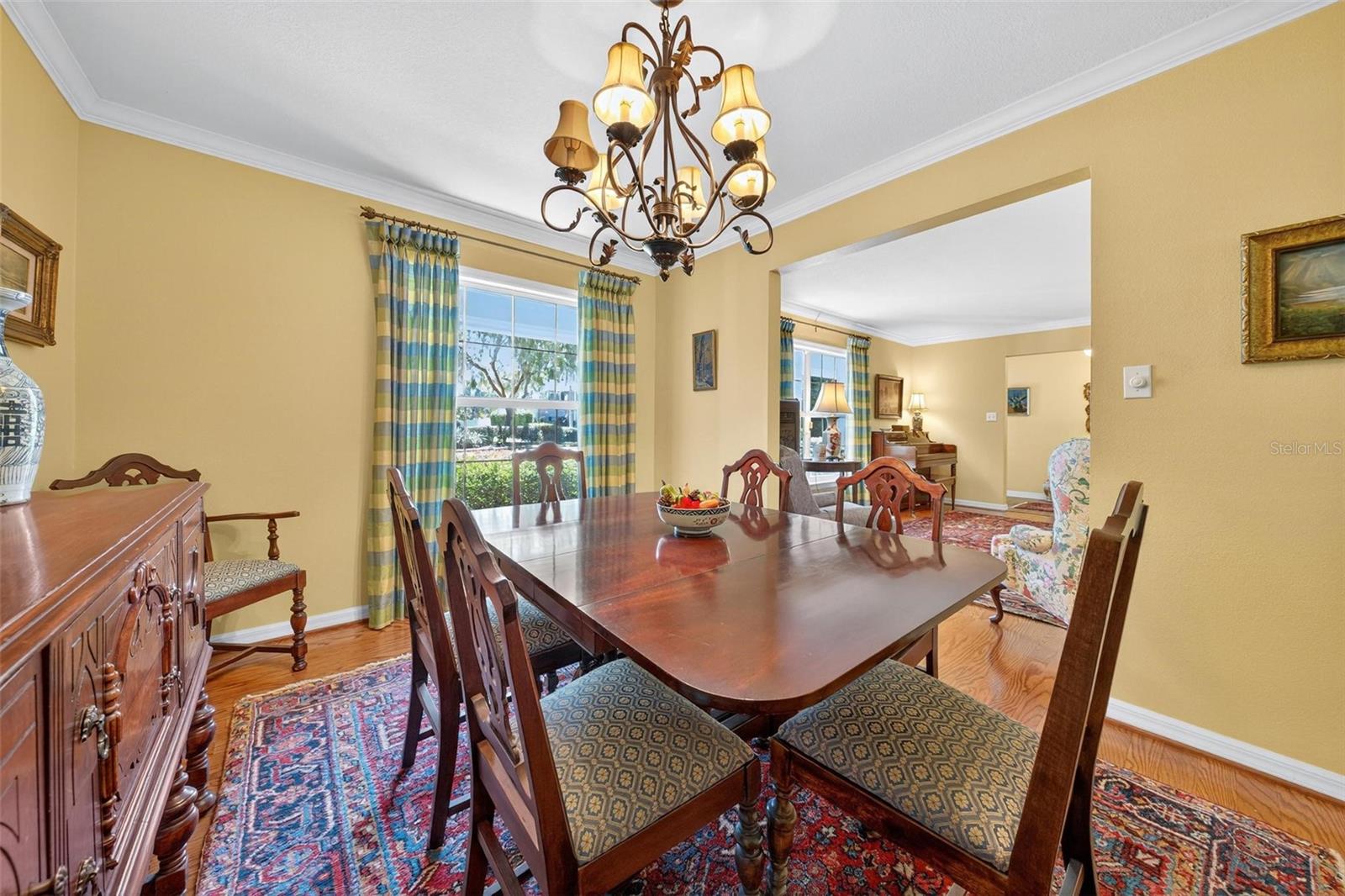 Image 32 of 79 For 1053 Sweetbriar Road