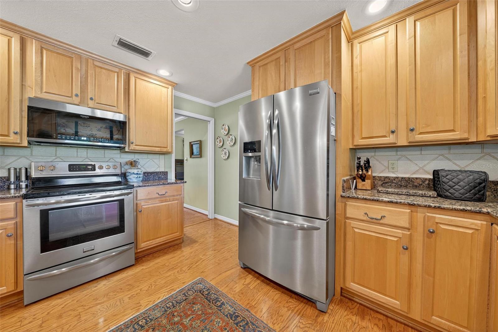 Image 38 of 79 For 1053 Sweetbriar Road