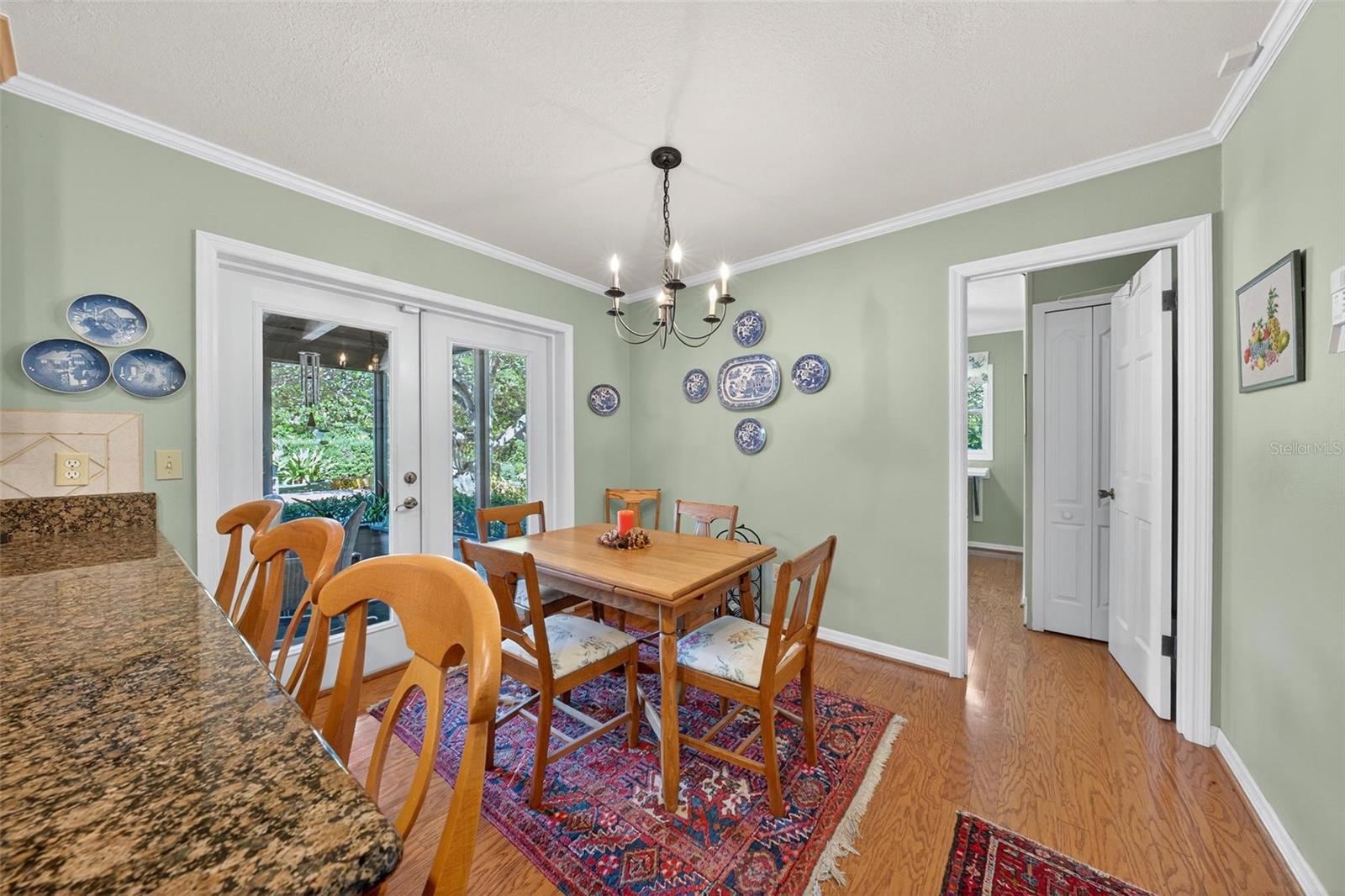 Image 39 of 79 For 1053 Sweetbriar Road