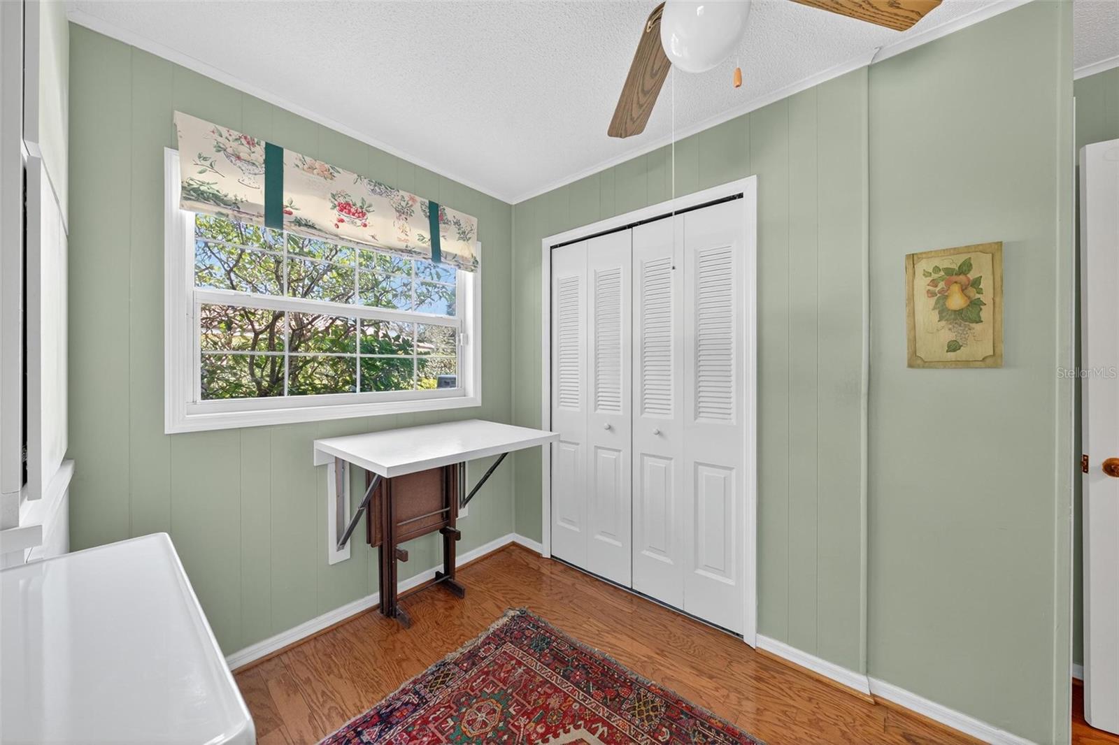 Image 42 of 79 For 1053 Sweetbriar Road