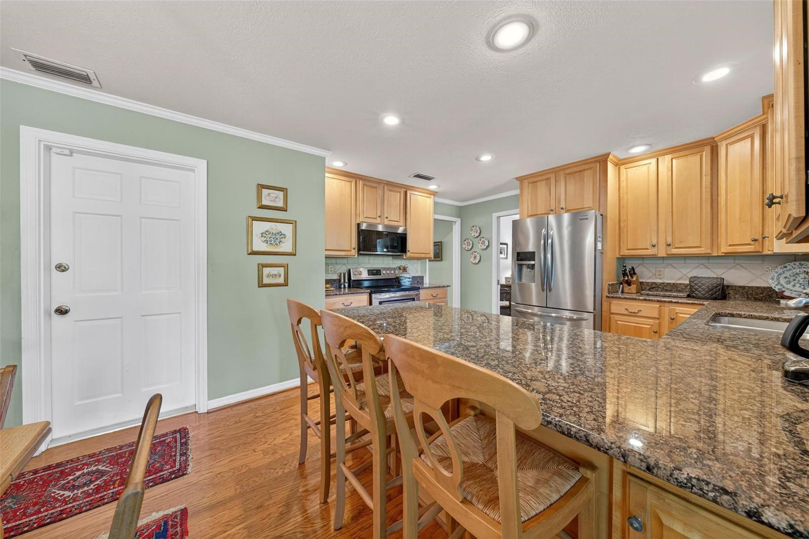 Image 44 of 79 For 1053 Sweetbriar Road