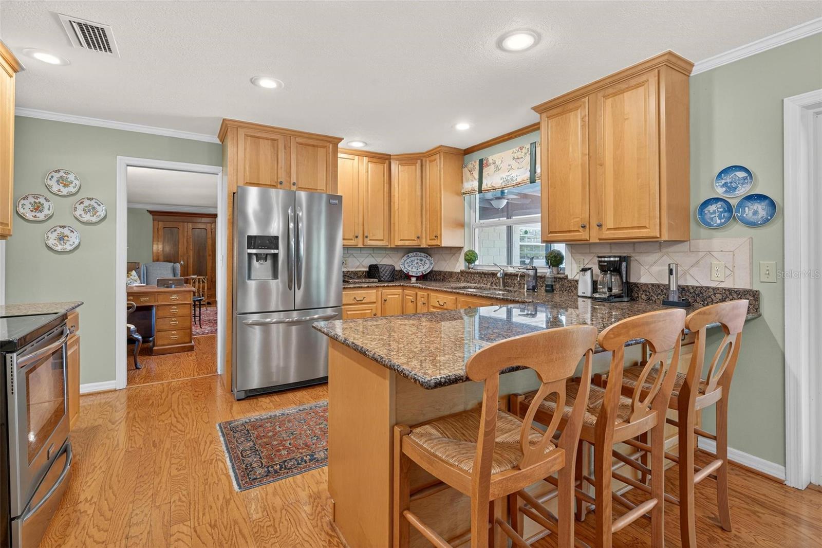 Image 45 of 79 For 1053 Sweetbriar Road