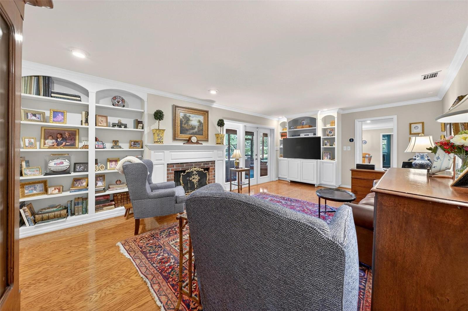 Image 50 of 79 For 1053 Sweetbriar Road