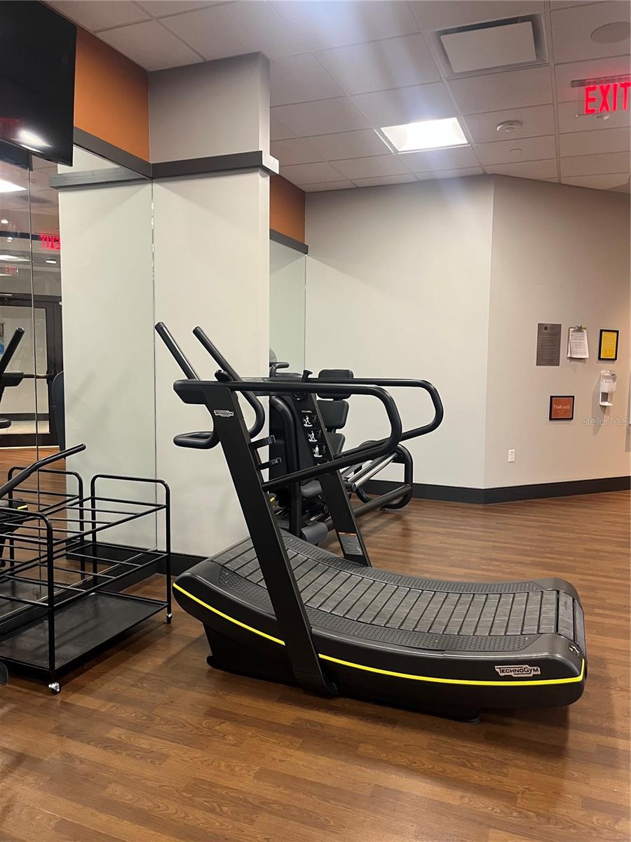 Image 51 of 56 For 14501 Grove Resort Avenue 1545