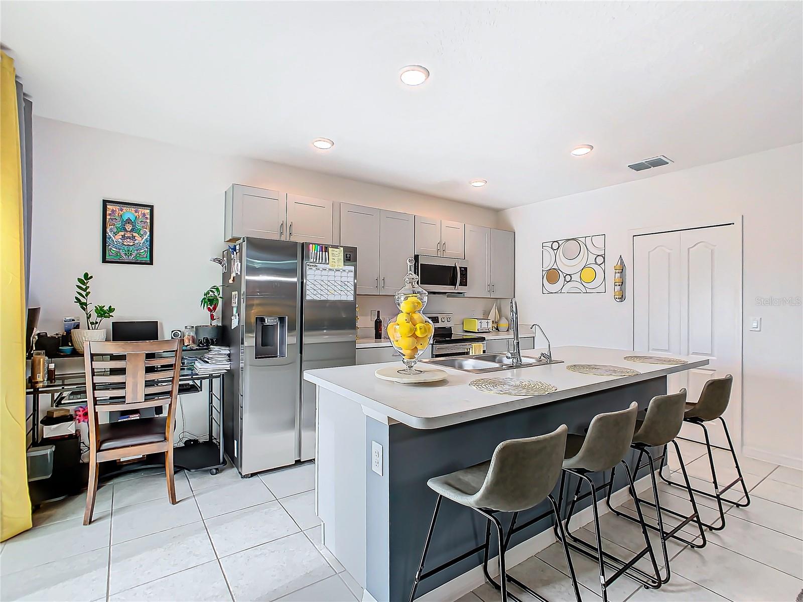 Image 12 of 40 For 208 Goldenrod Lane