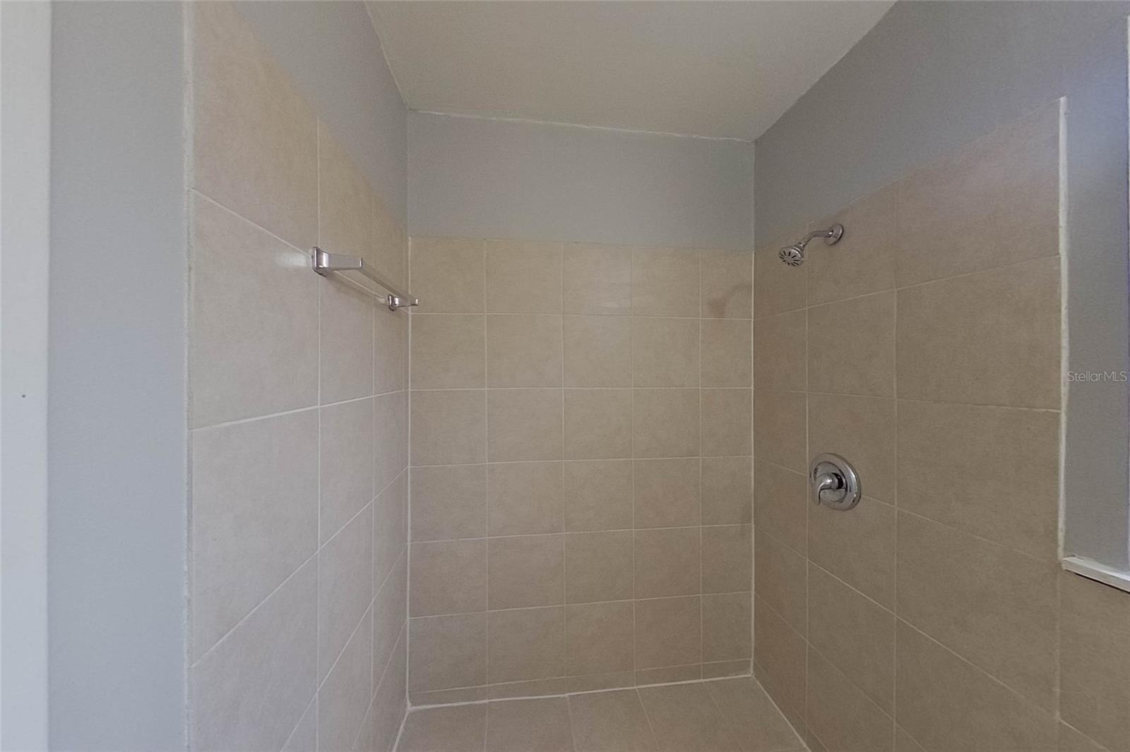 Image 13 of 25 For 1923 Brack Street