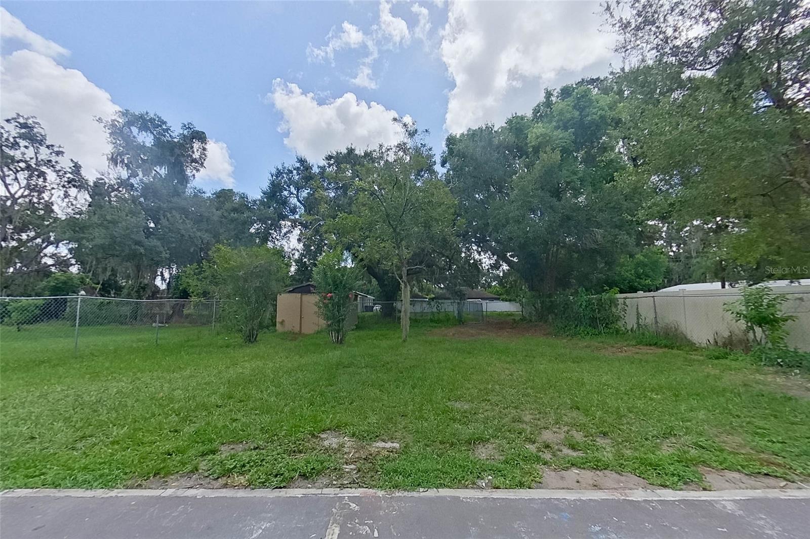 Image 24 of 25 For 1923 Brack Street