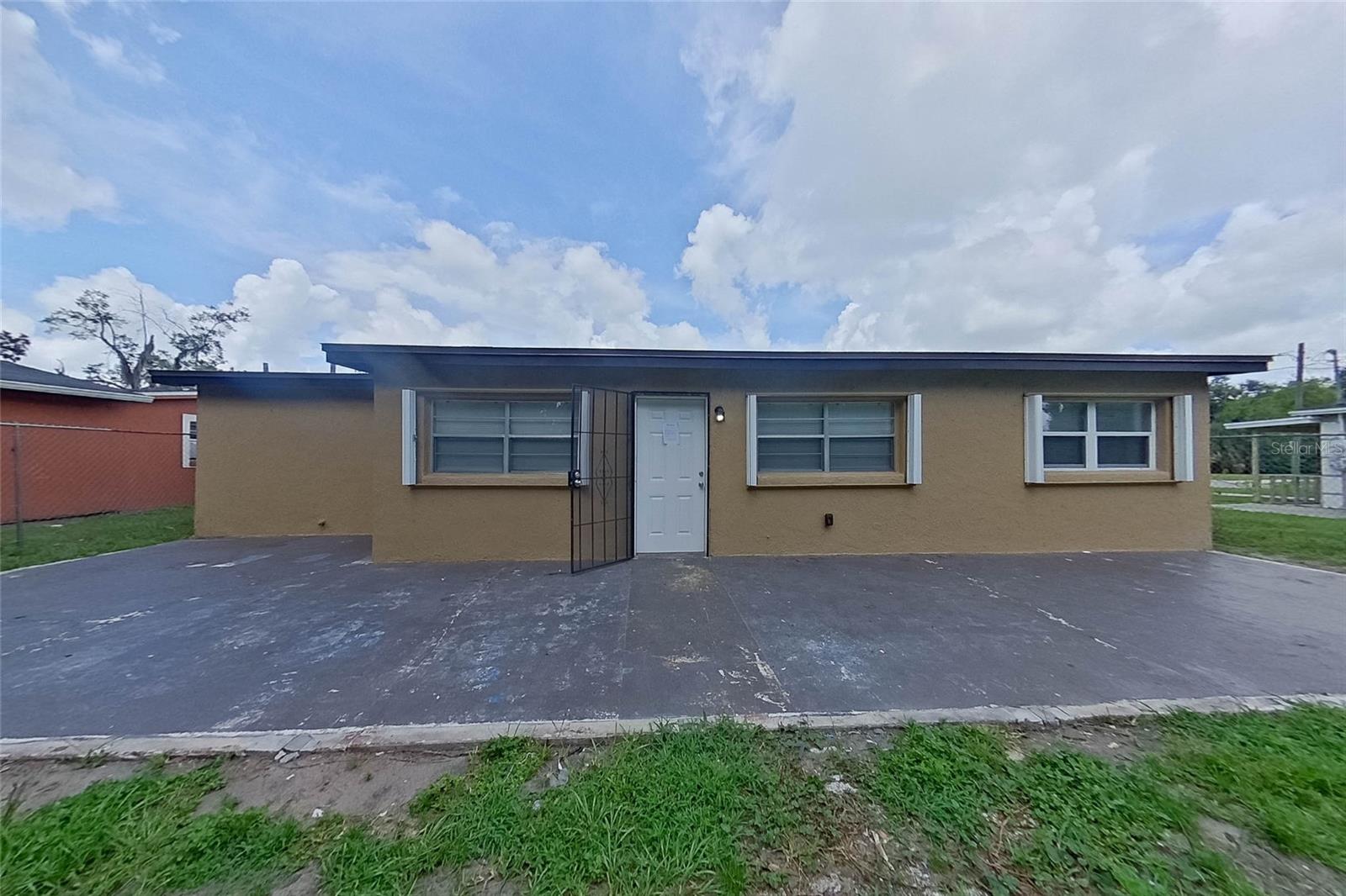 Image 25 of 25 For 1923 Brack Street