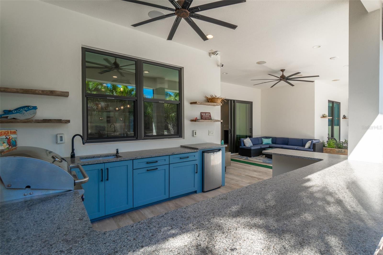 Image 10 of 66 For 1441 Bay Shore Drive