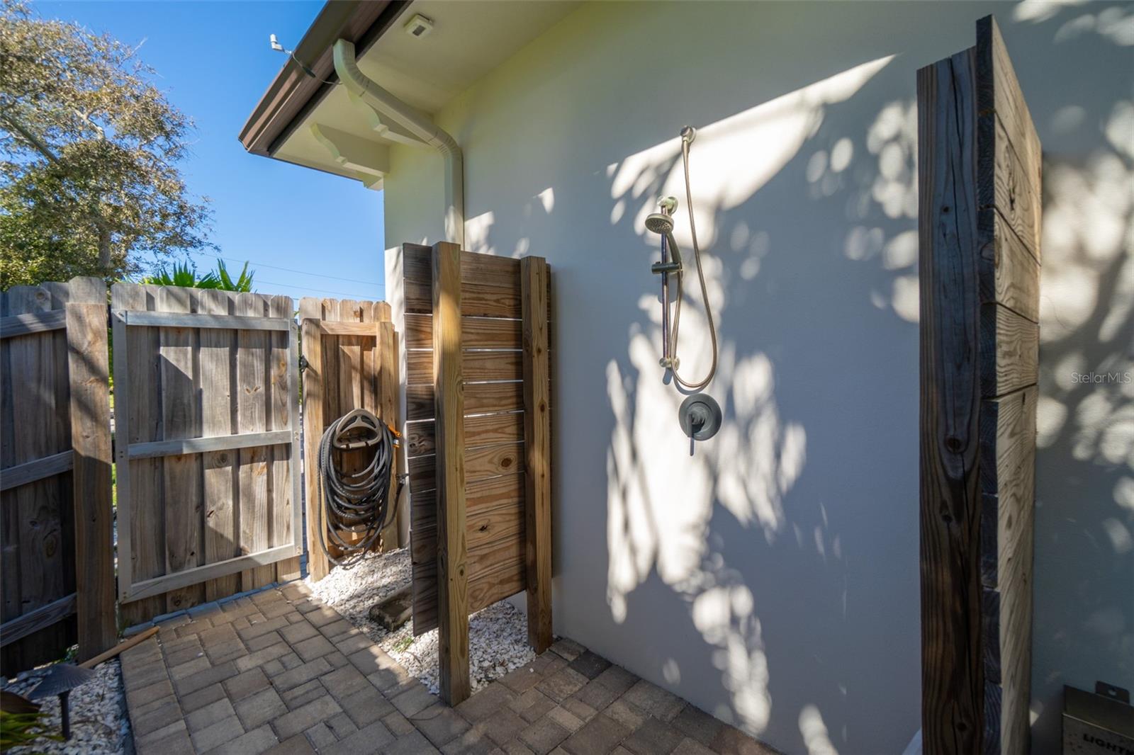 Image 16 of 66 For 1441 Bay Shore Drive