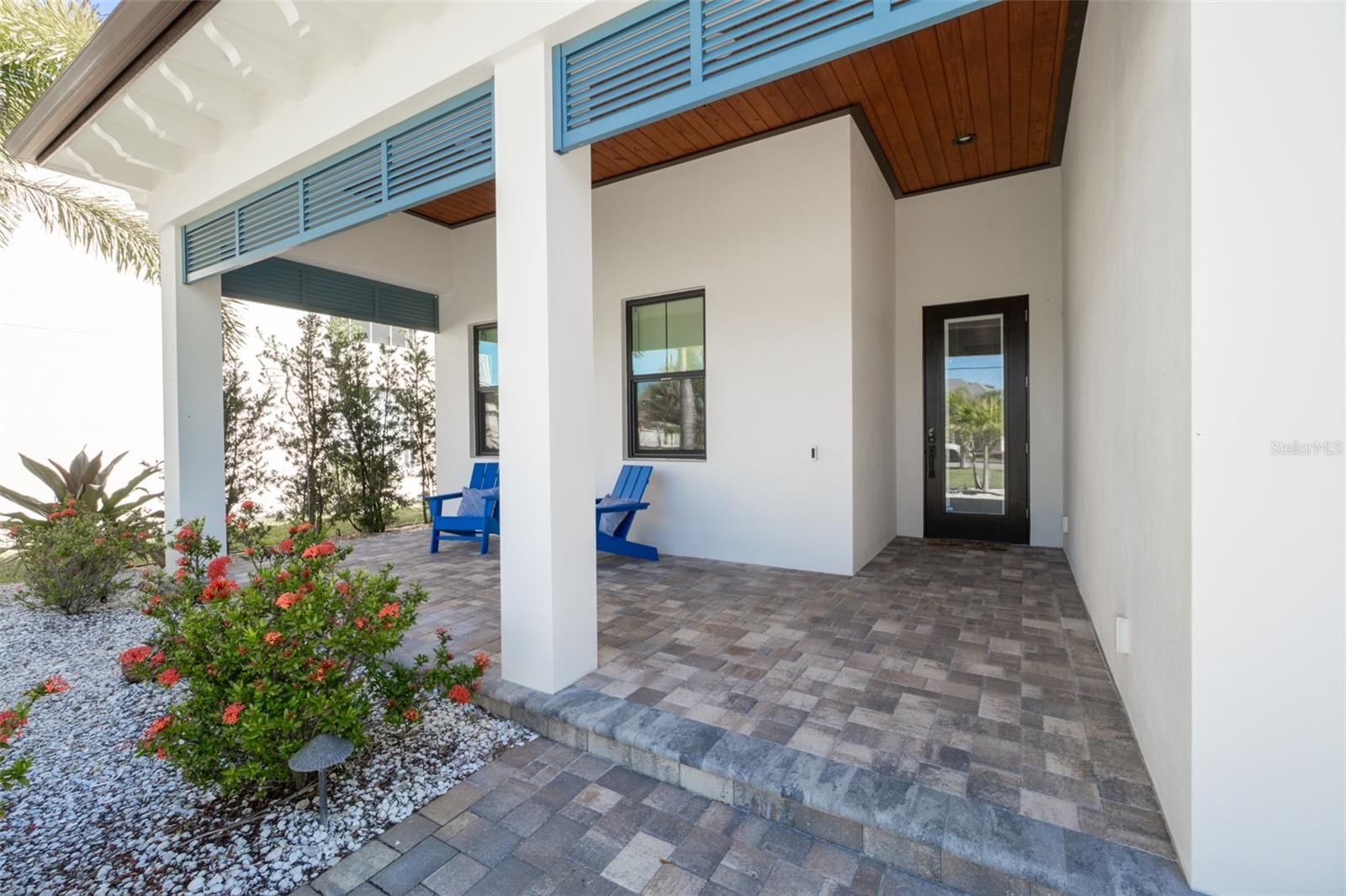 Image 20 of 66 For 1441 Bay Shore Drive