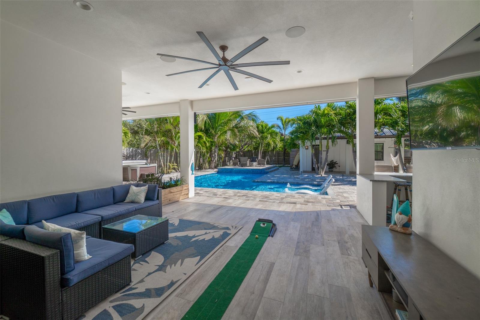 Image 3 of 66 For 1441 Bay Shore Drive