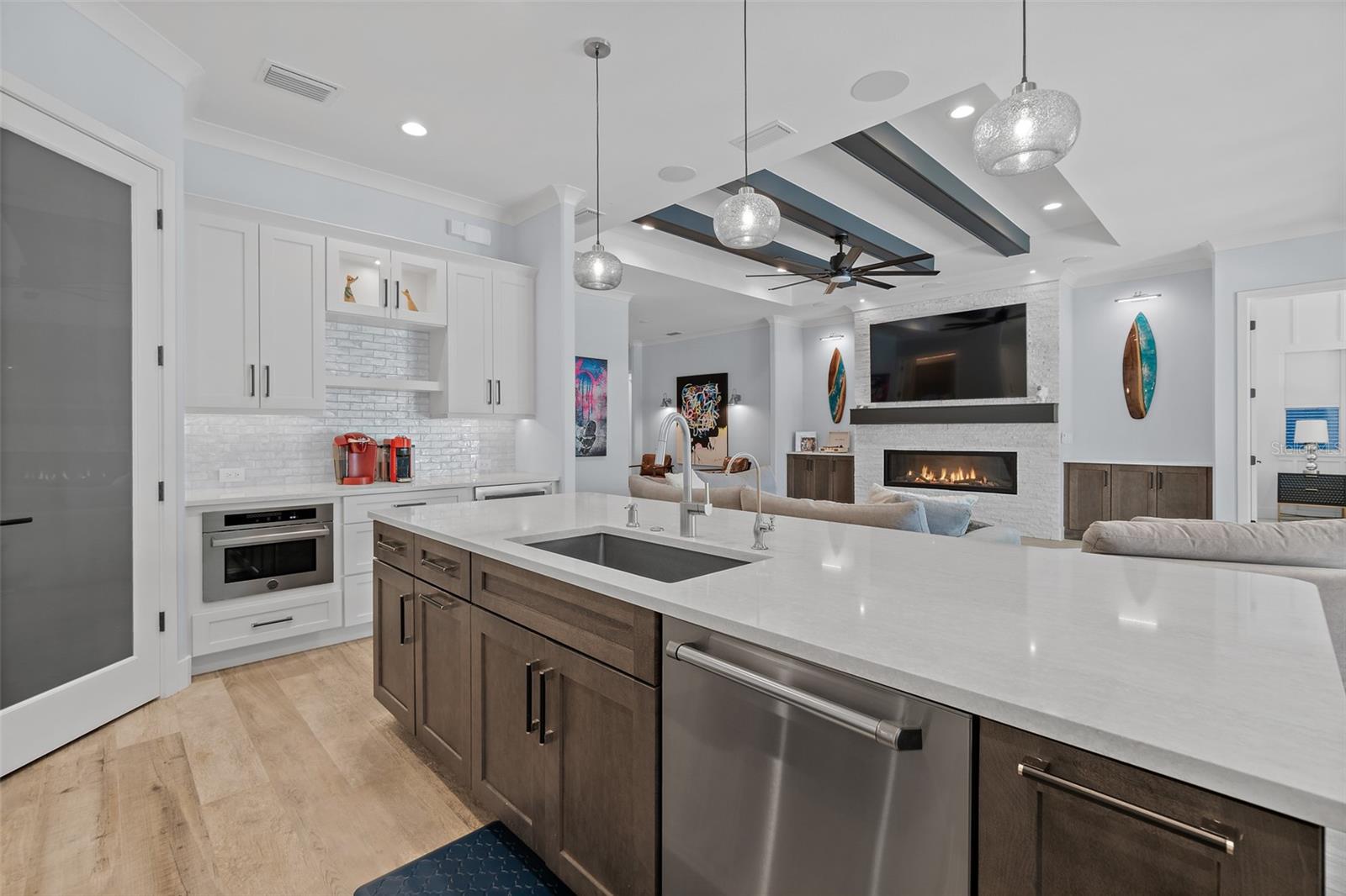 Image 5 of 66 For 1441 Bay Shore Drive