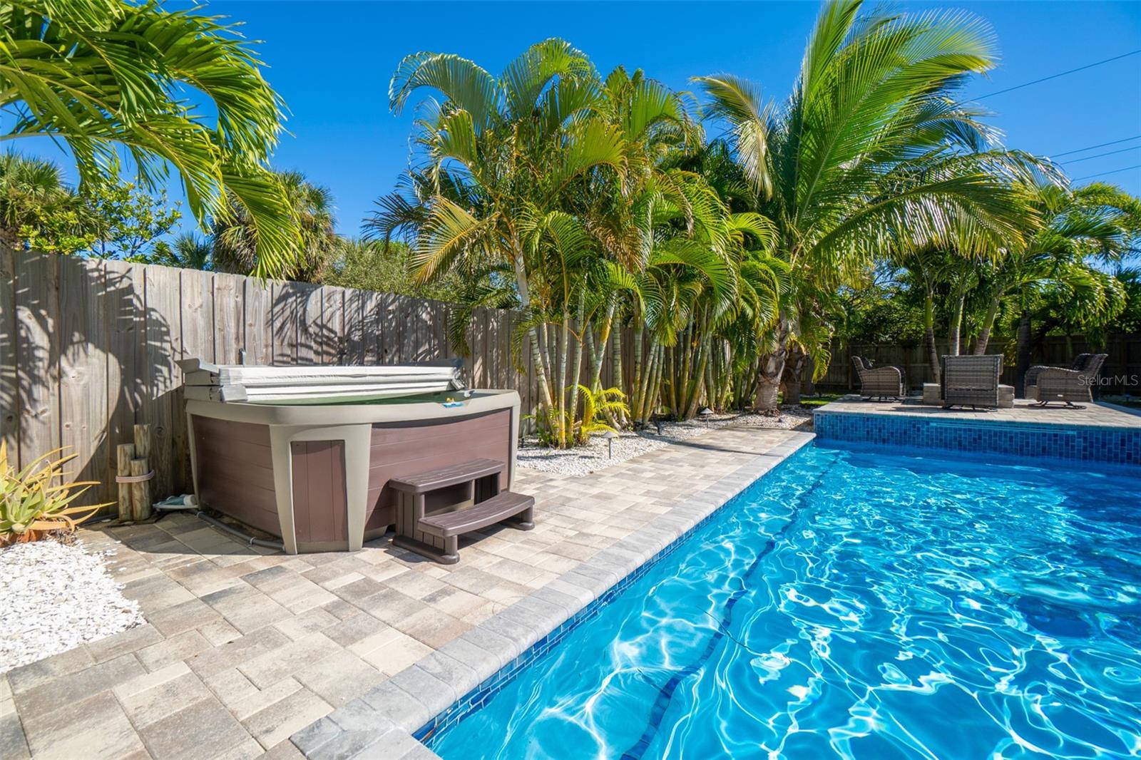 Image 53 of 66 For 1441 Bay Shore Drive