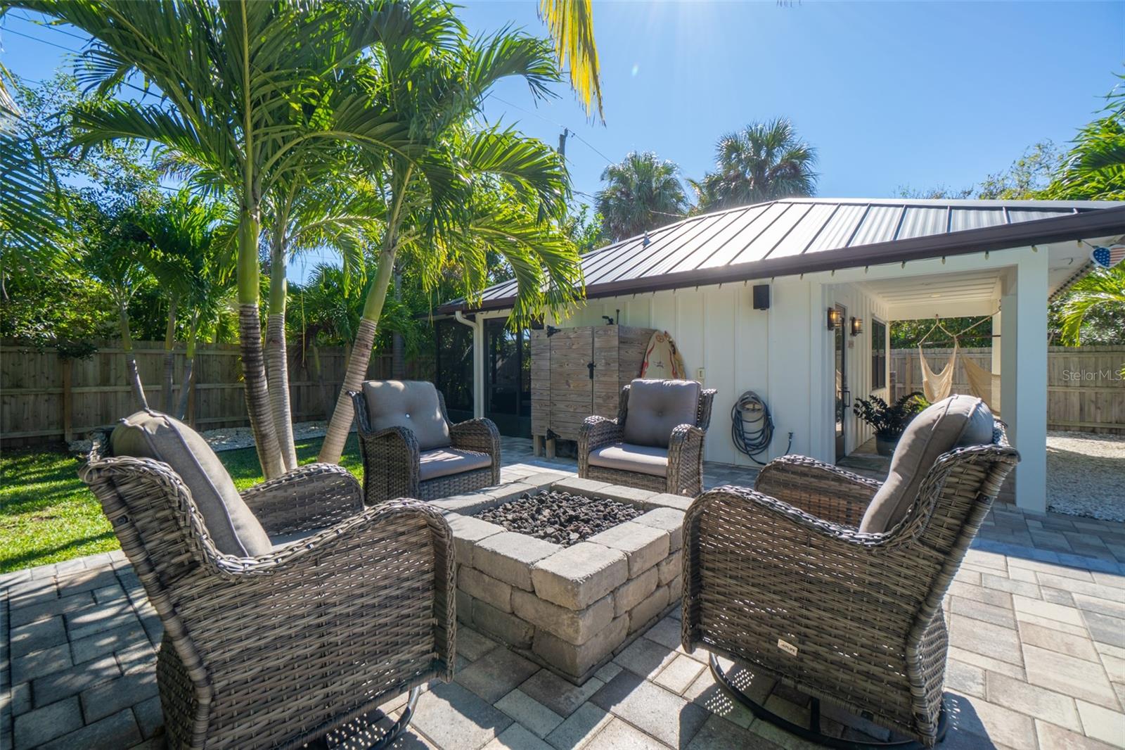 Image 55 of 66 For 1441 Bay Shore Drive