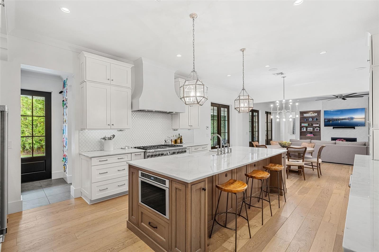 Image 11 of 50 For 473 Fletcher Place