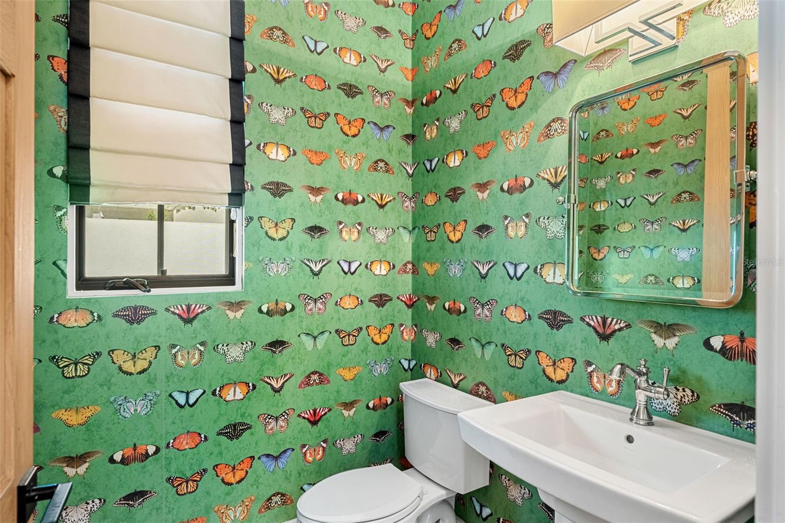 Image 23 of 50 For 473 Fletcher Place