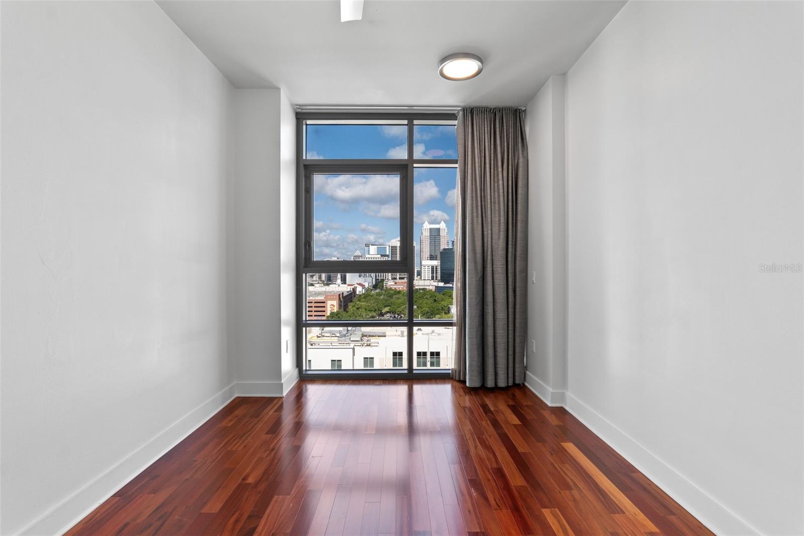 Listing photo id 24 for 260 Osceola Avenue 1207