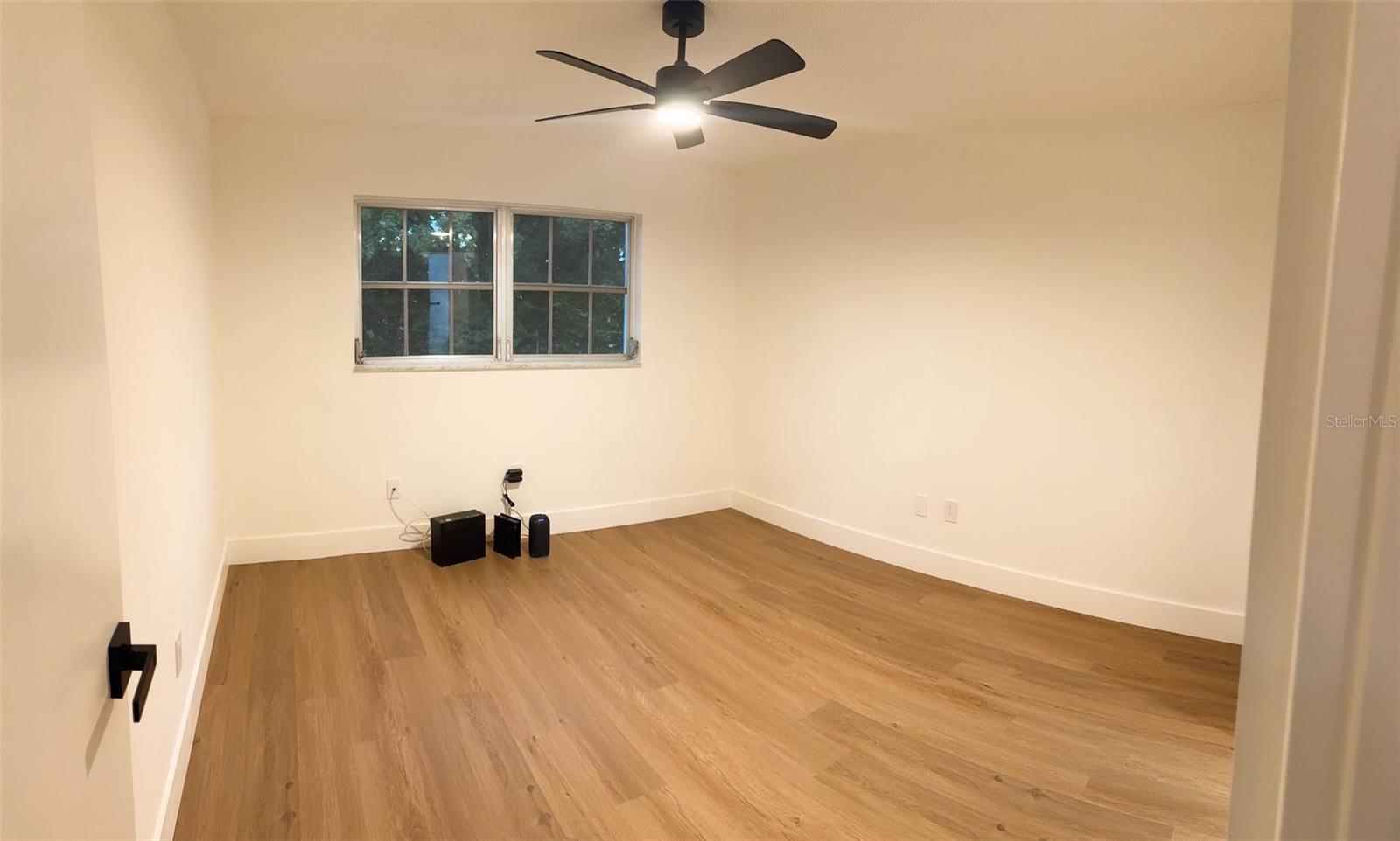 Image 17 of 23 For 2883 Osceola Avenue B2