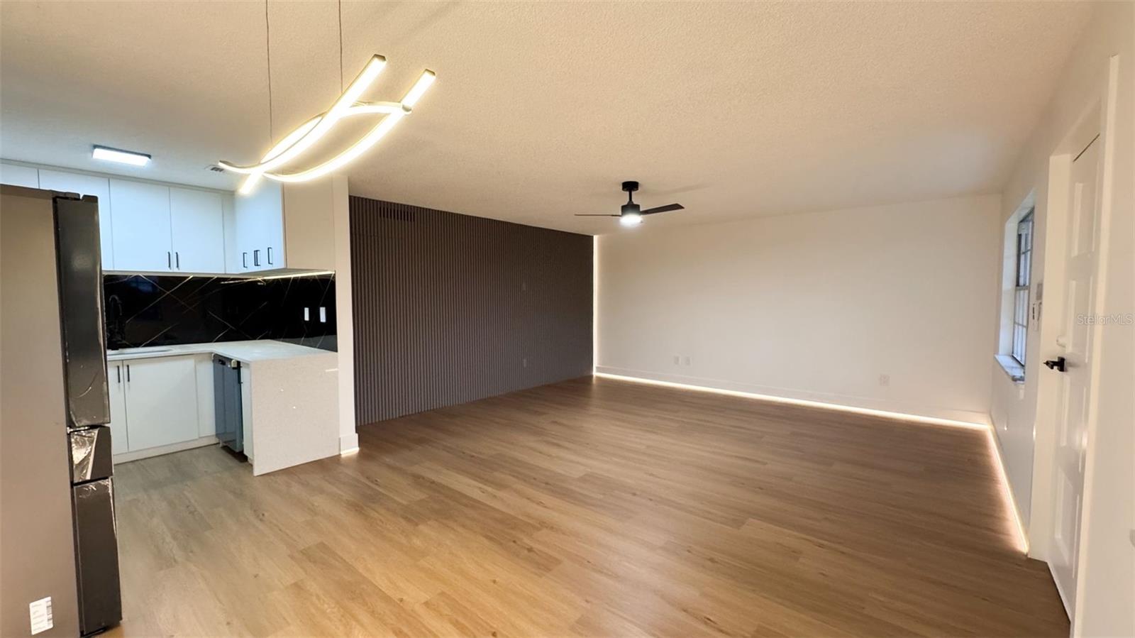 Image 6 of 23 For 2883 Osceola Avenue B2