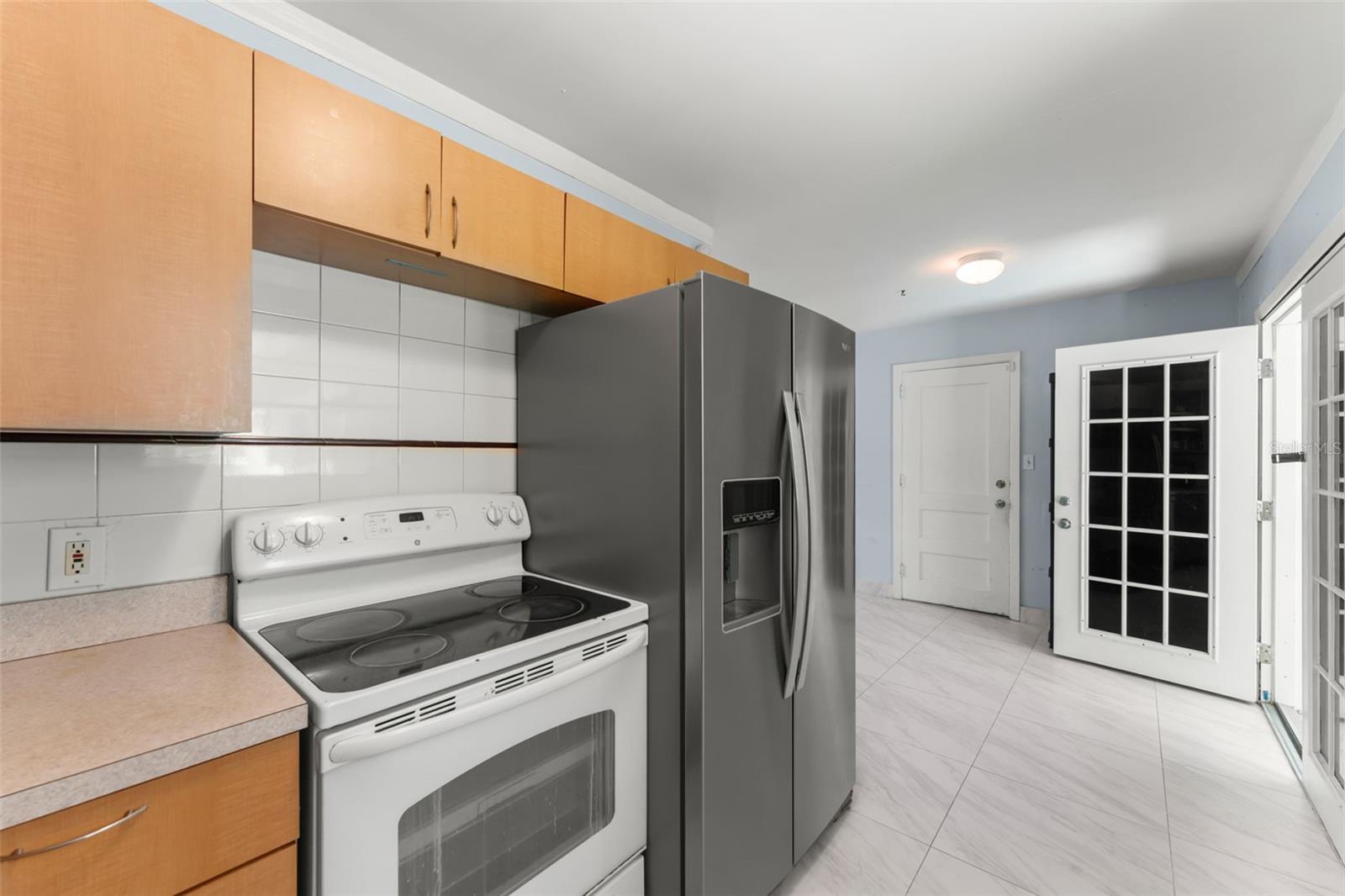 Image 10 of 32 For 721 Kankakee Lane