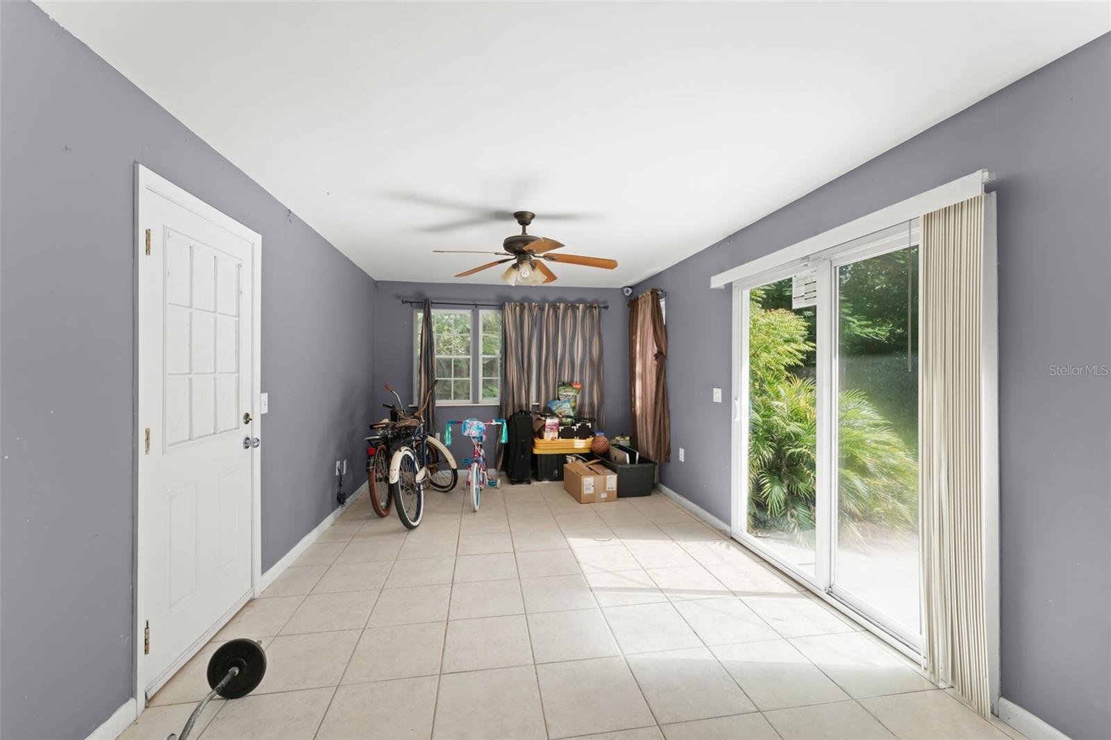 Image 23 of 32 For 721 Kankakee Lane