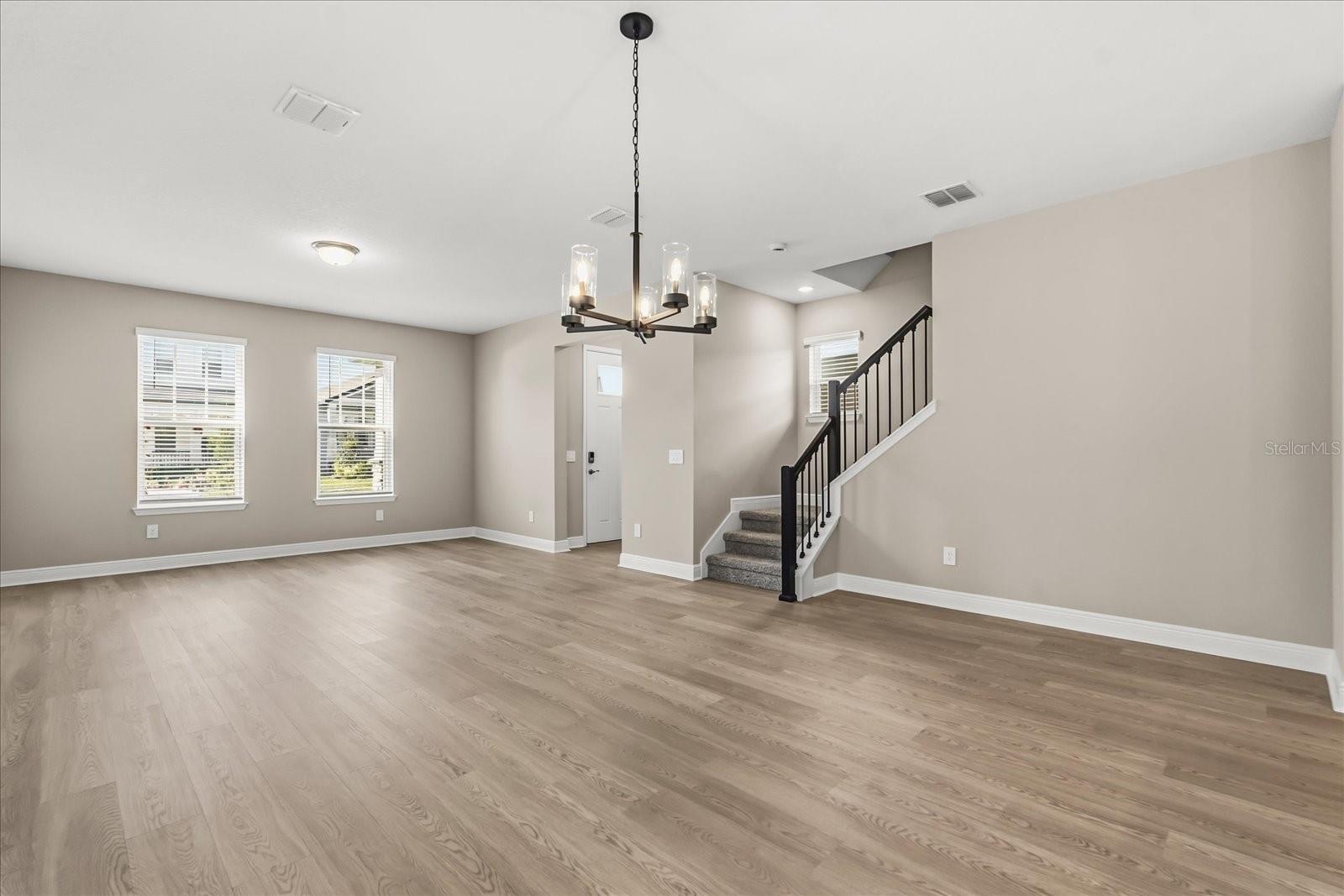 Image 12 of 39 For 16496 Silver Brook Way