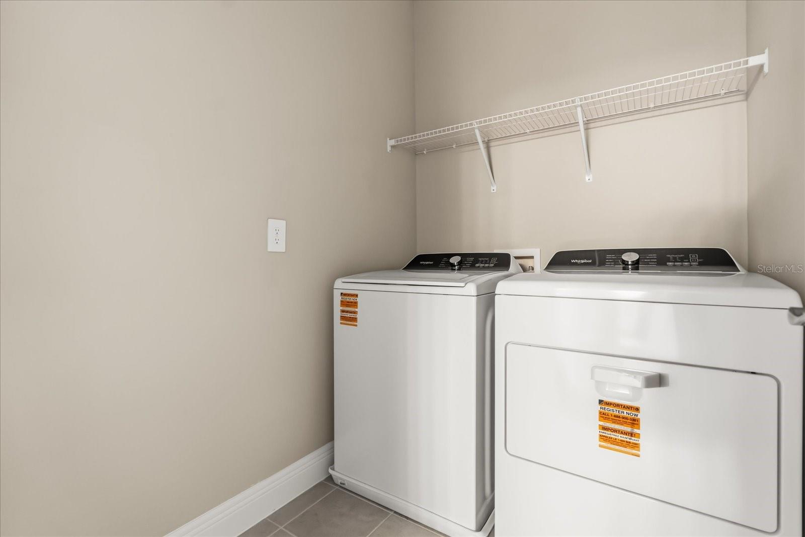 Image 20 of 39 For 16496 Silver Brook Way