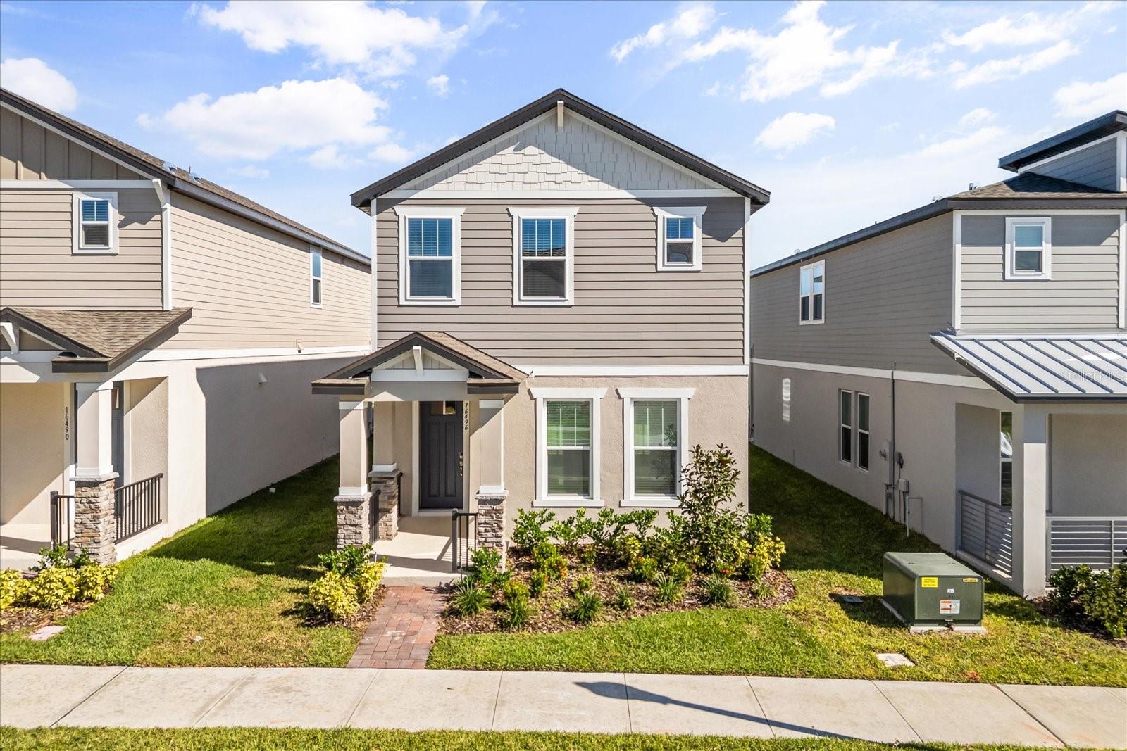 Image 33 of 39 For 16496 Silver Brook Way