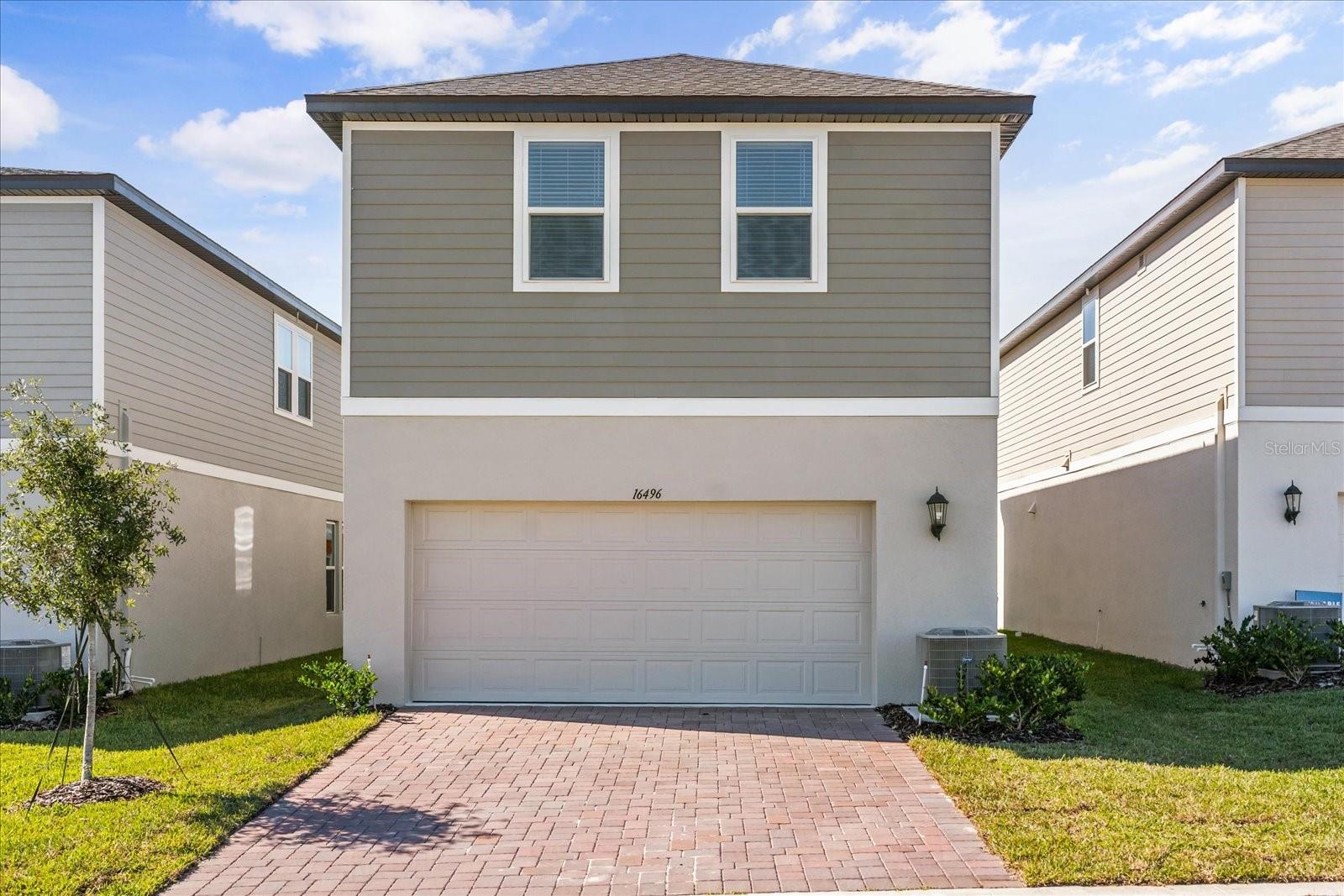 Image 34 of 39 For 16496 Silver Brook Way