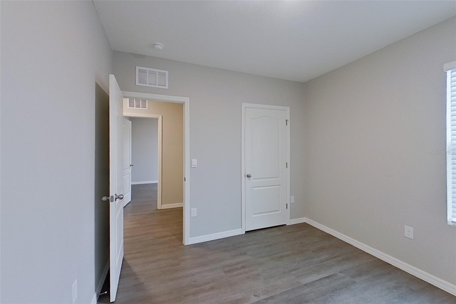 Image 16 of 20 For 32037 Katelin Circle