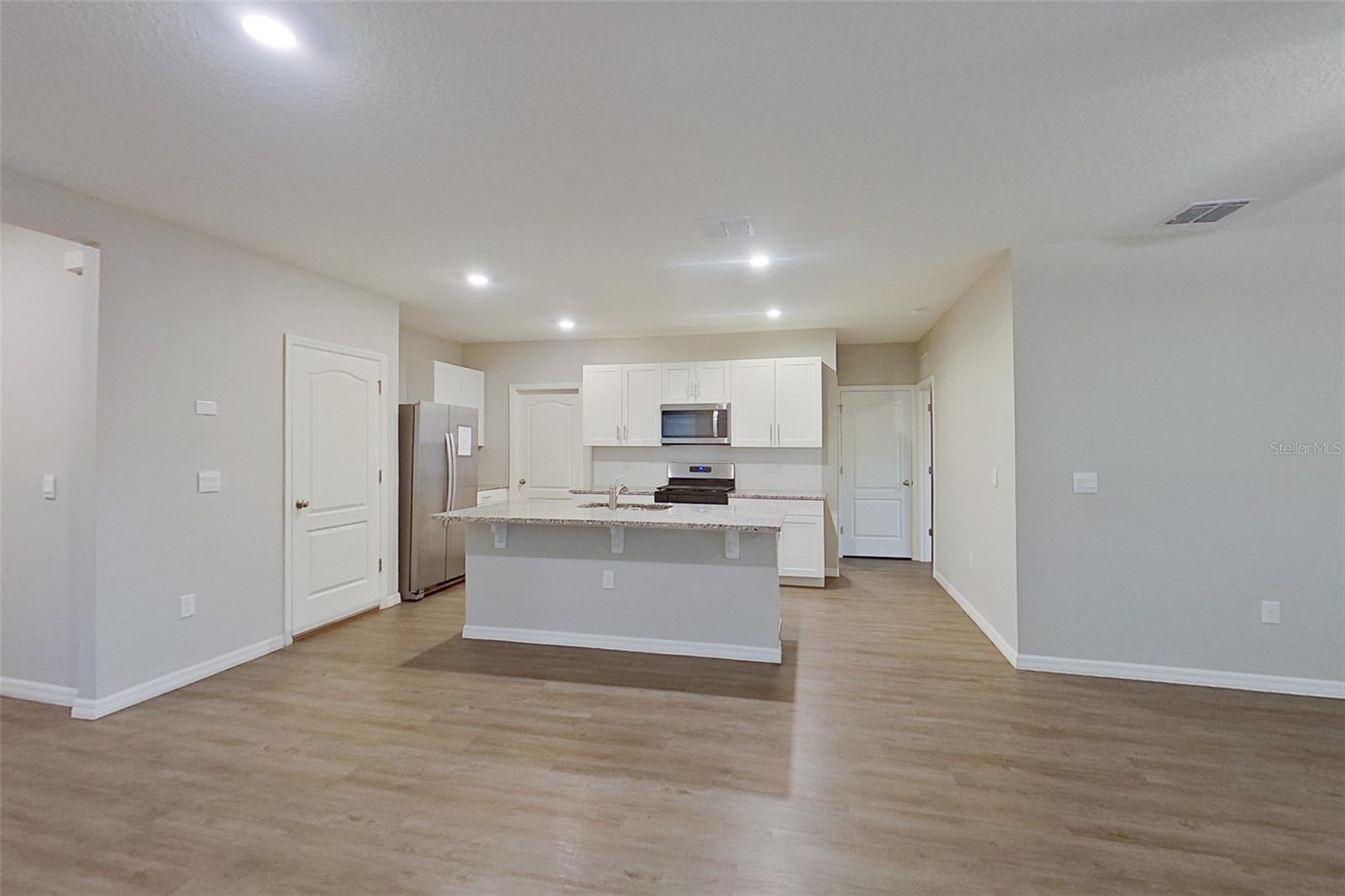 Image 3 of 20 For 32037 Katelin Circle