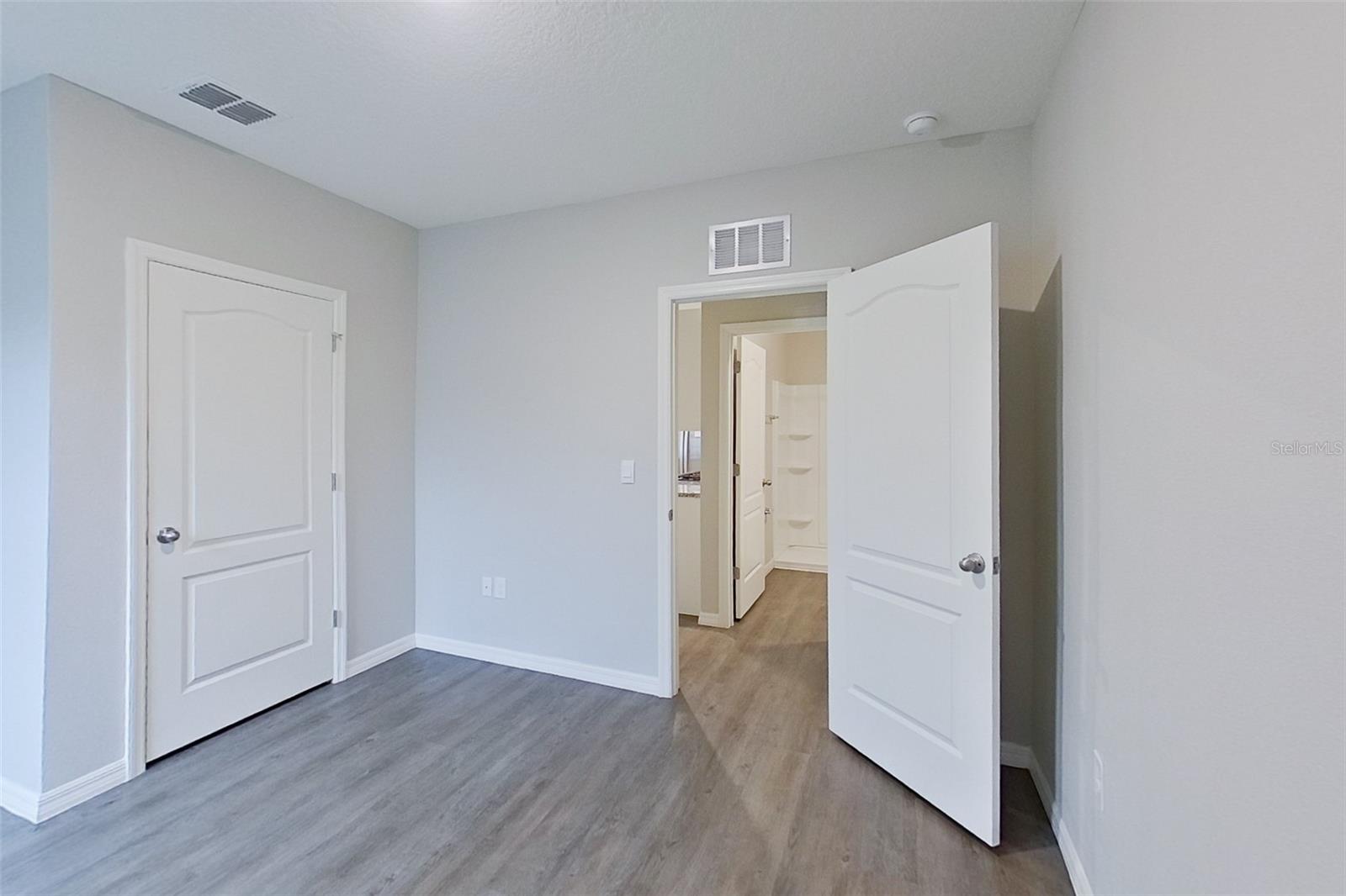 Image 8 of 20 For 32037 Katelin Circle