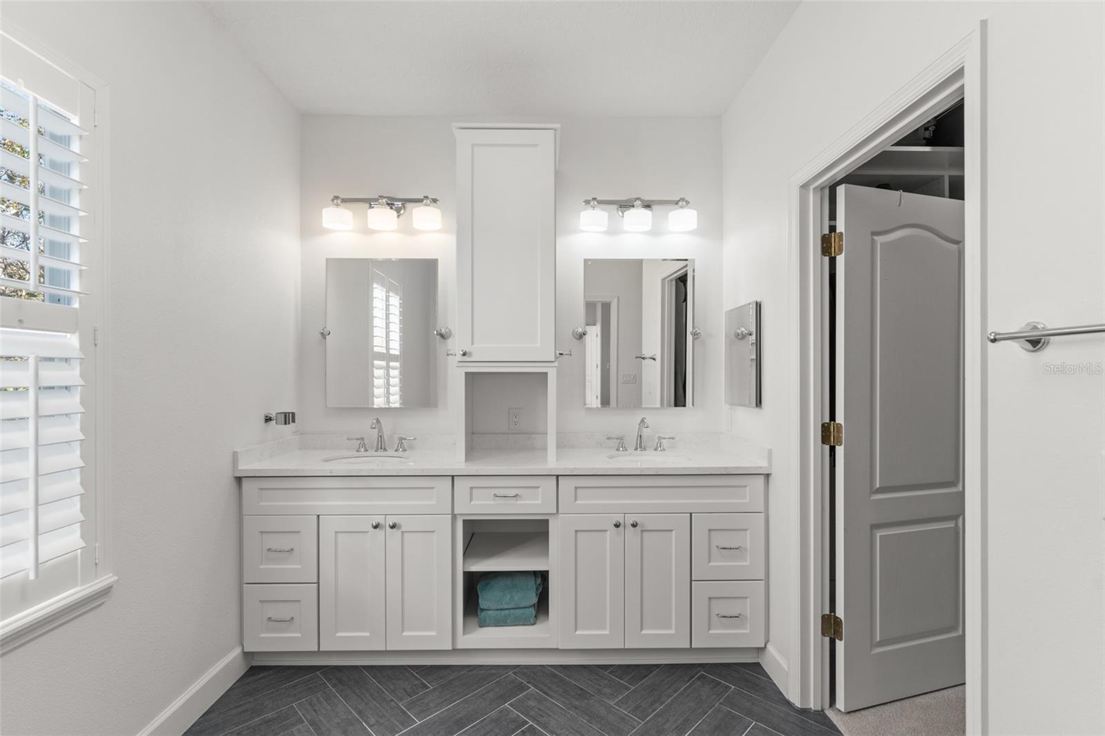 Image 29 of 74 For 5416 Penway Drive