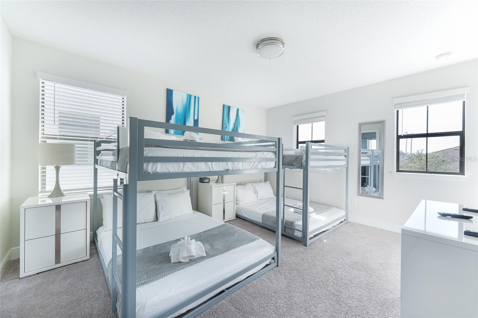 Image 14 of 43 For 207 Macaulays Cove