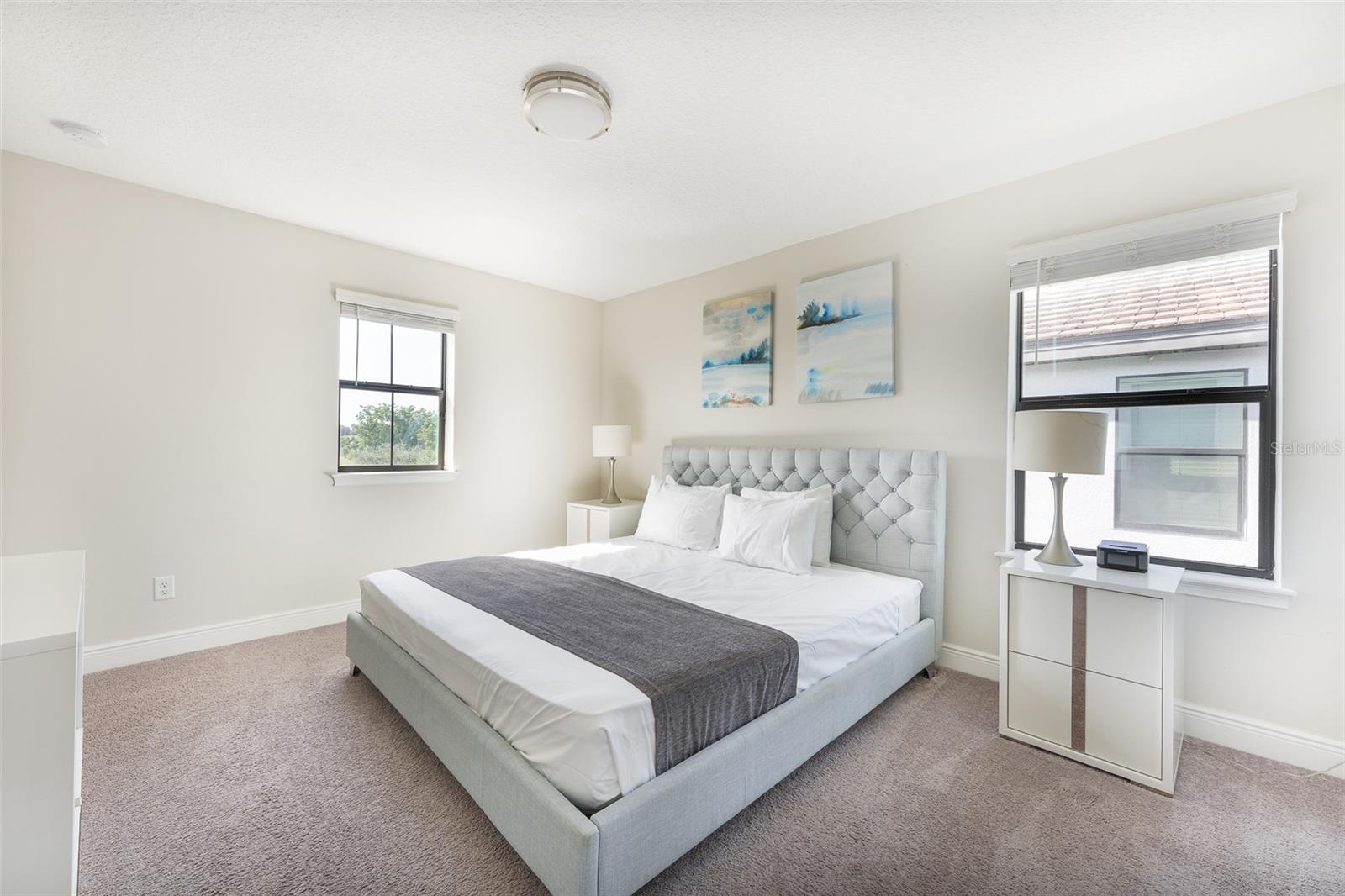 Image 21 of 43 For 207 Macaulays Cove