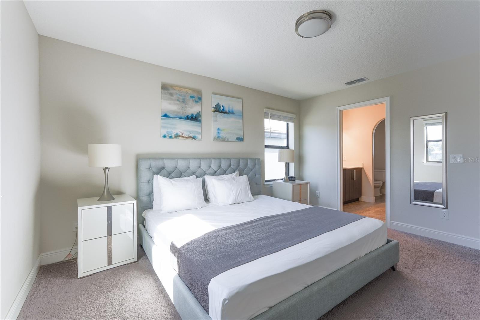 Image 22 of 43 For 207 Macaulays Cove